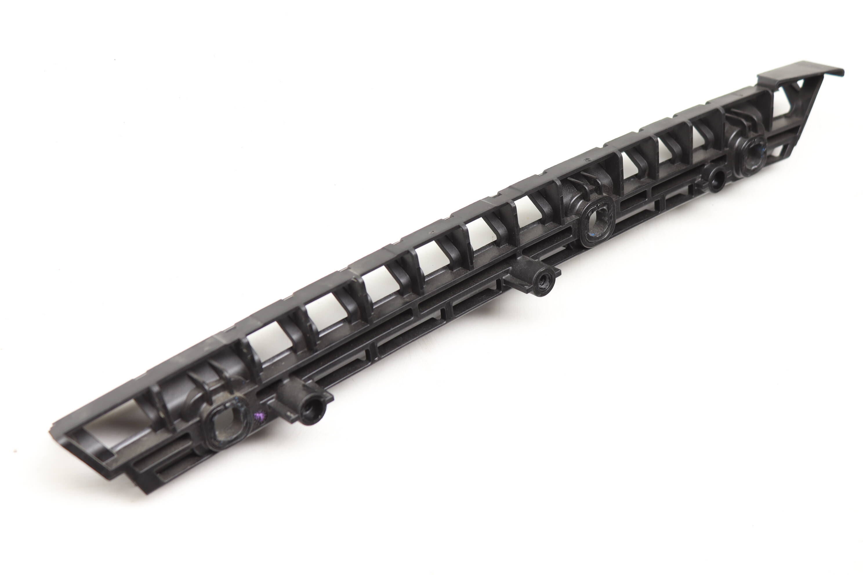 CONVERTIBLE TOP SEAL MOUNT BRACKET