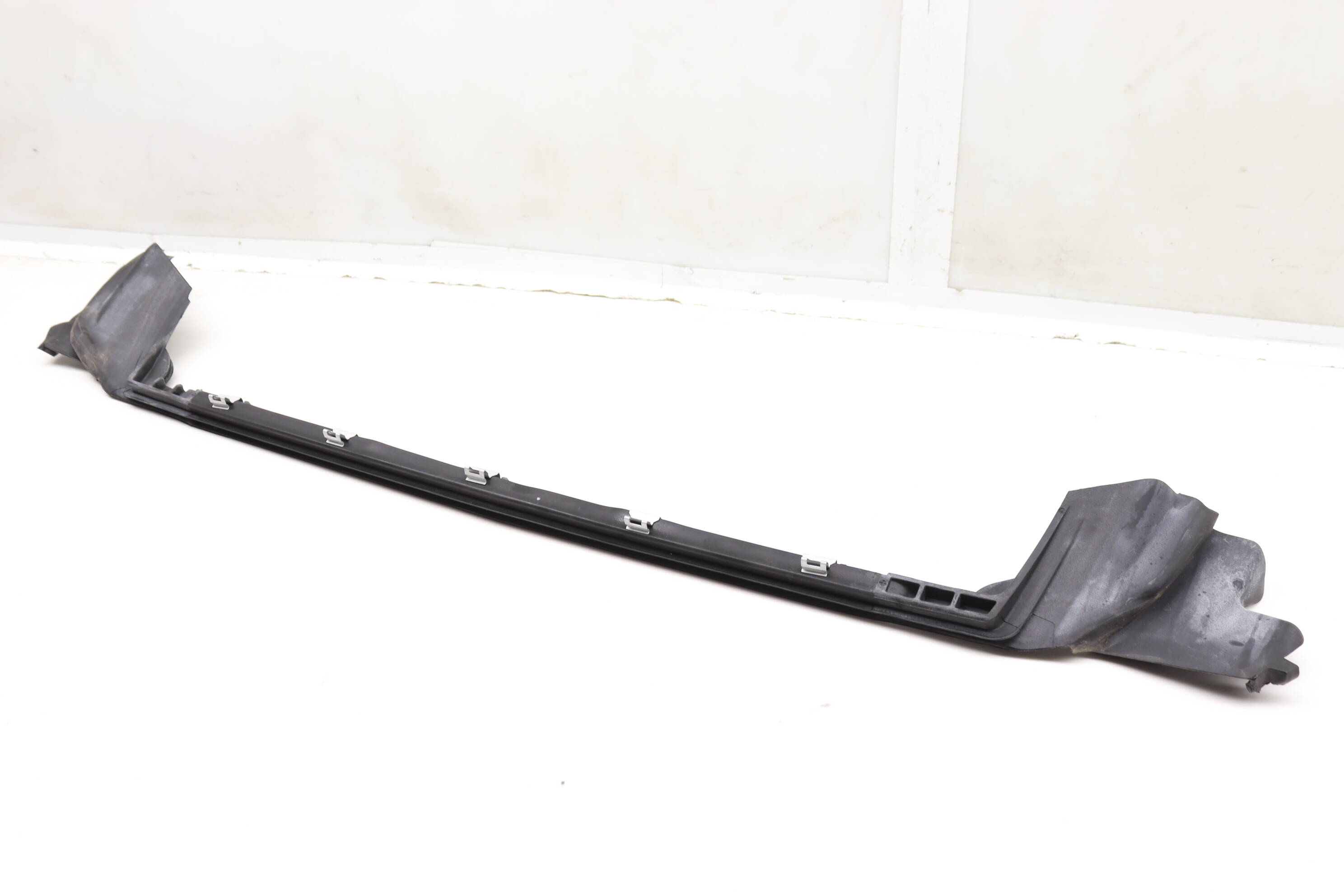 DOOR WINDOW GLASS CHANNEL / SEAL (INNER)