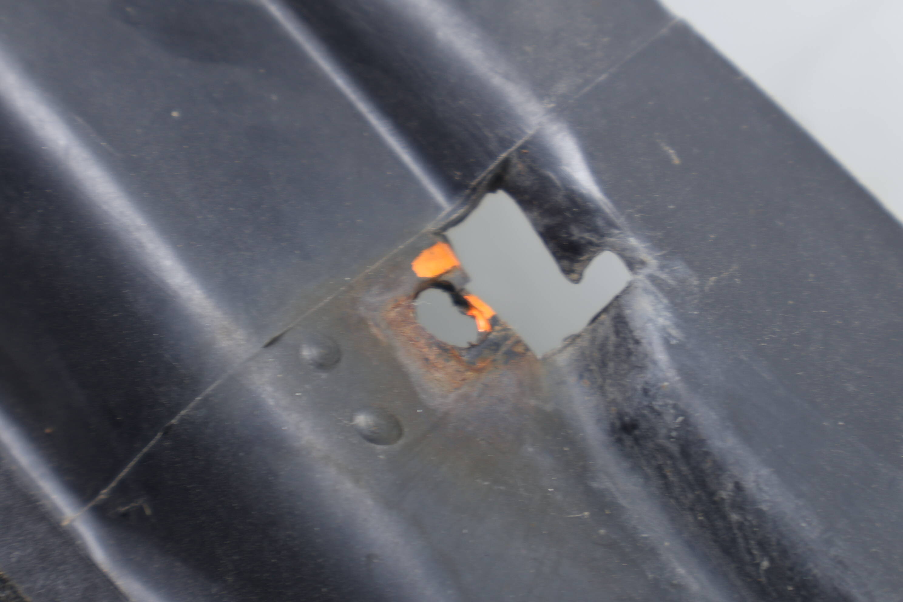 FENDER LINER / WHEEL HOUSING COVER