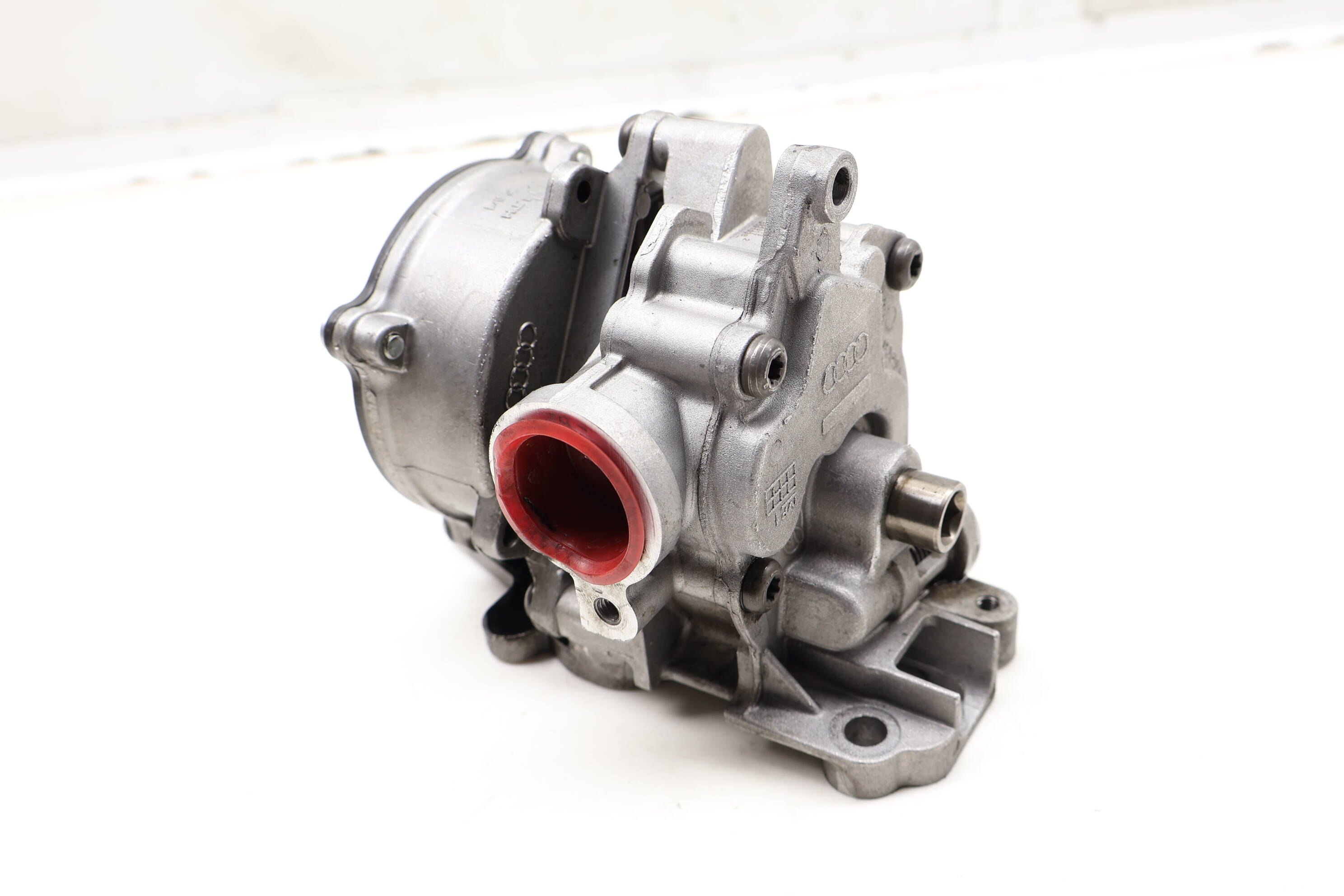 ENGINE OIL PUMP