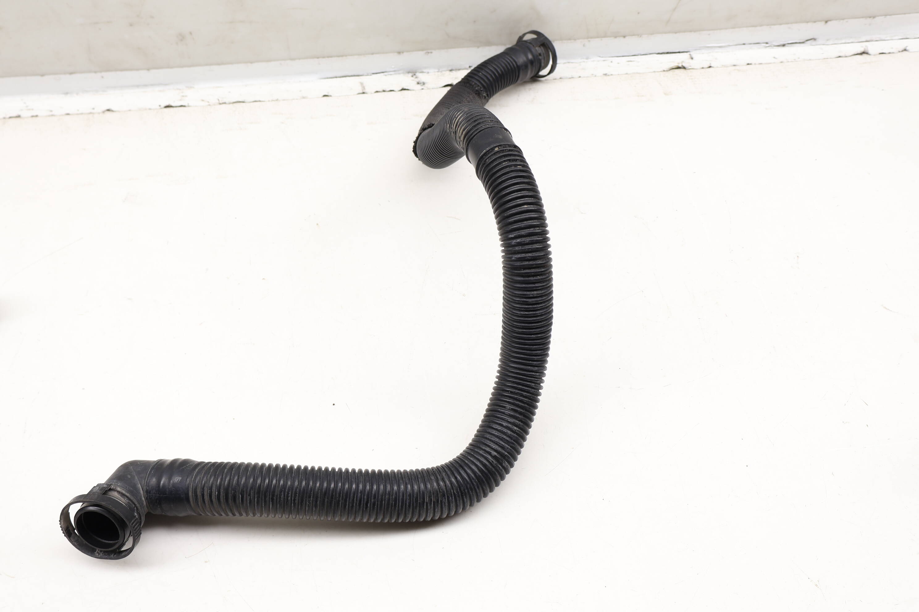 SECONDARY AIR PUMP HOSE / PIPE