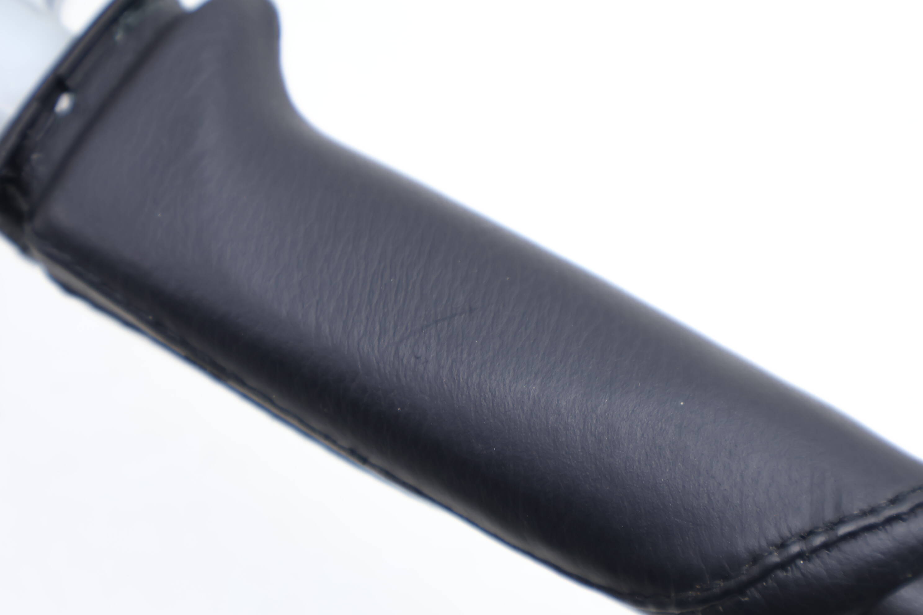 EMERGENCY / PARKING BRAKE LEVER ASSEMBLY