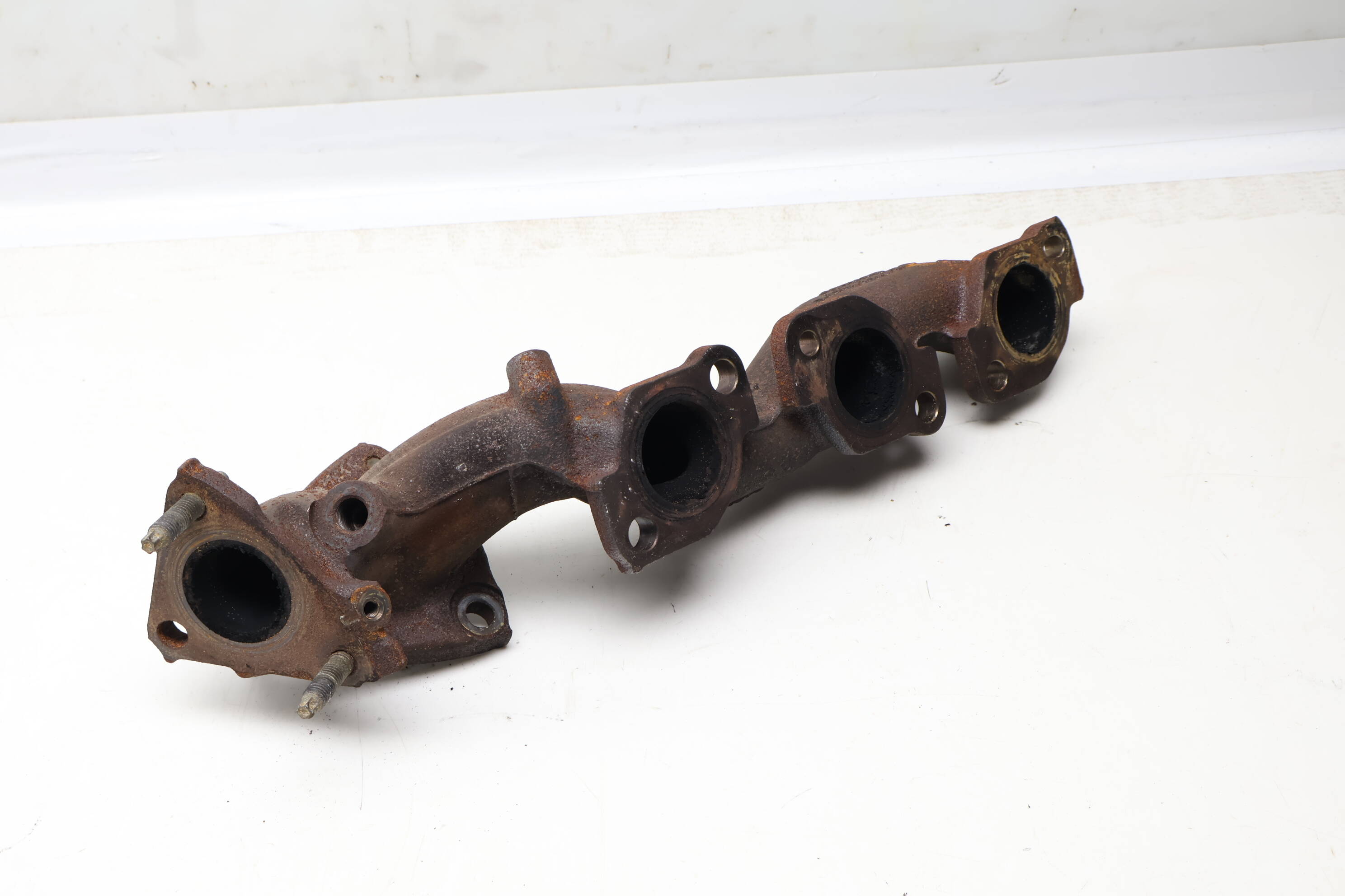 DIESEL EXHAUST MANIFOLD