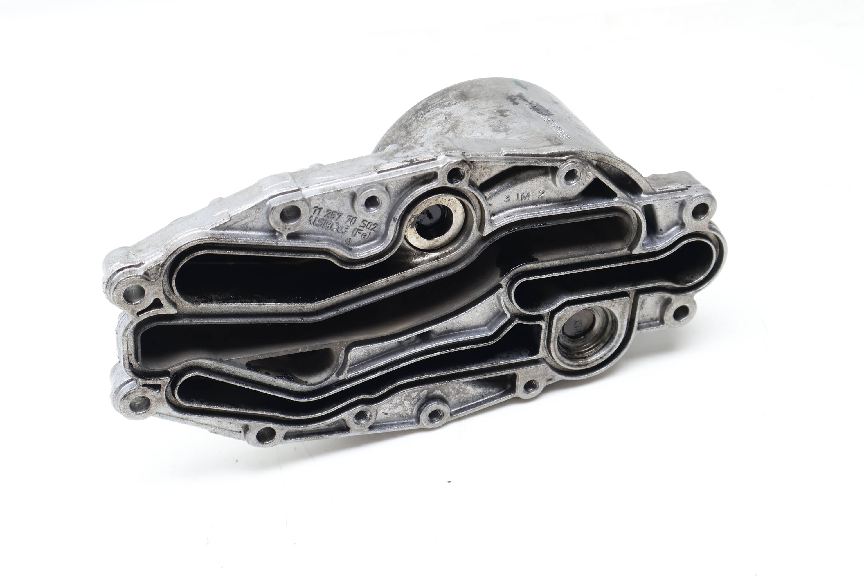 DIESEL ENGINE OIL FILTER HOUSING