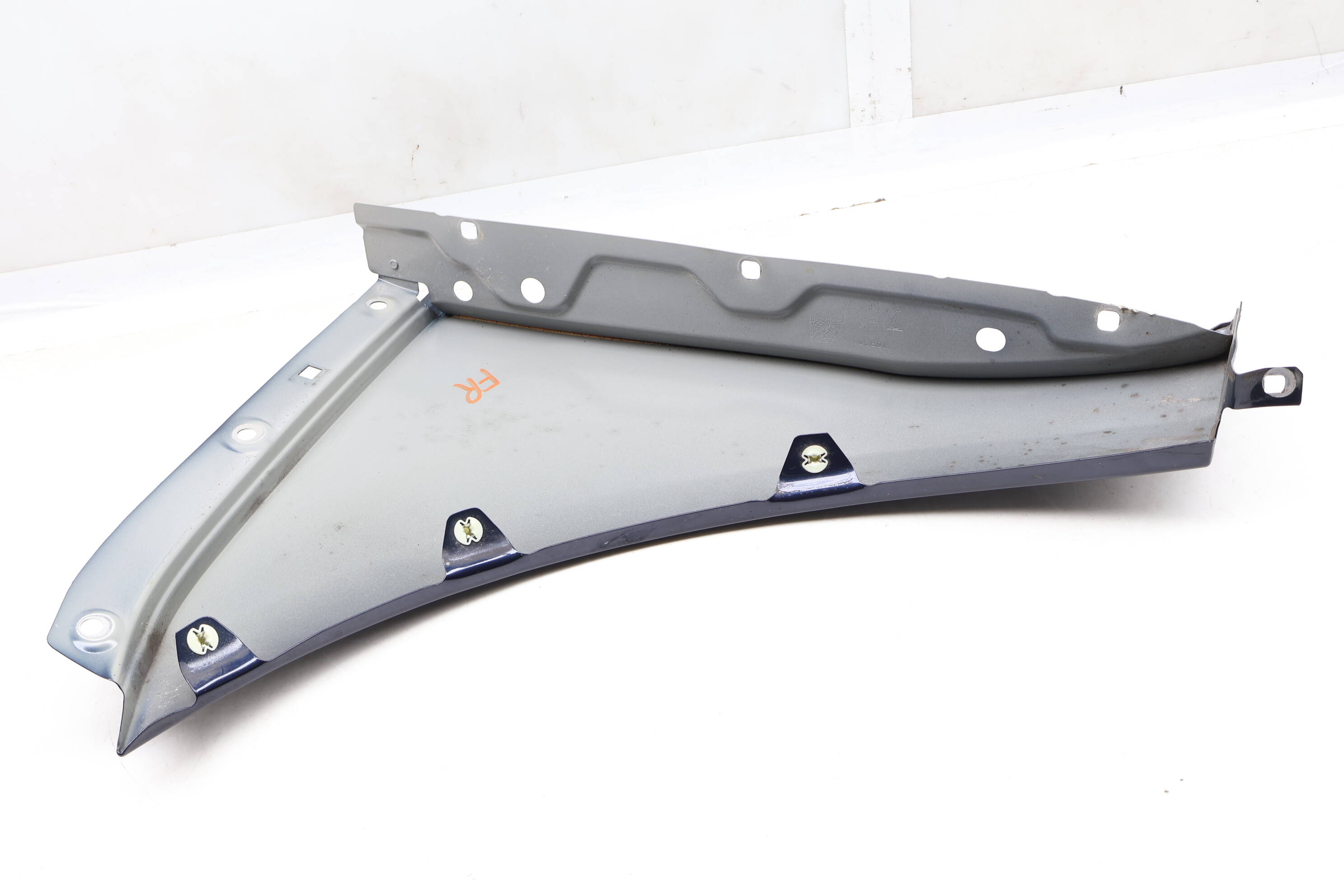 FENDER (LOWER)