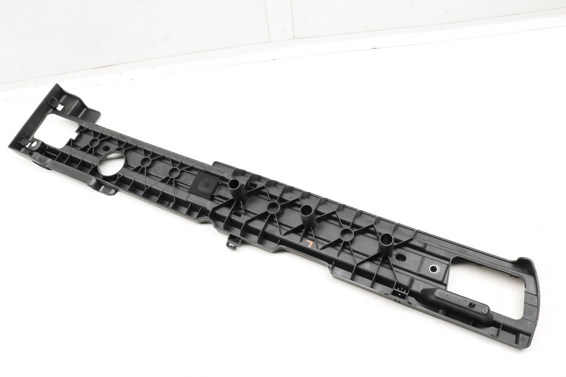 TRUNK MAT SUPPORT RAIL