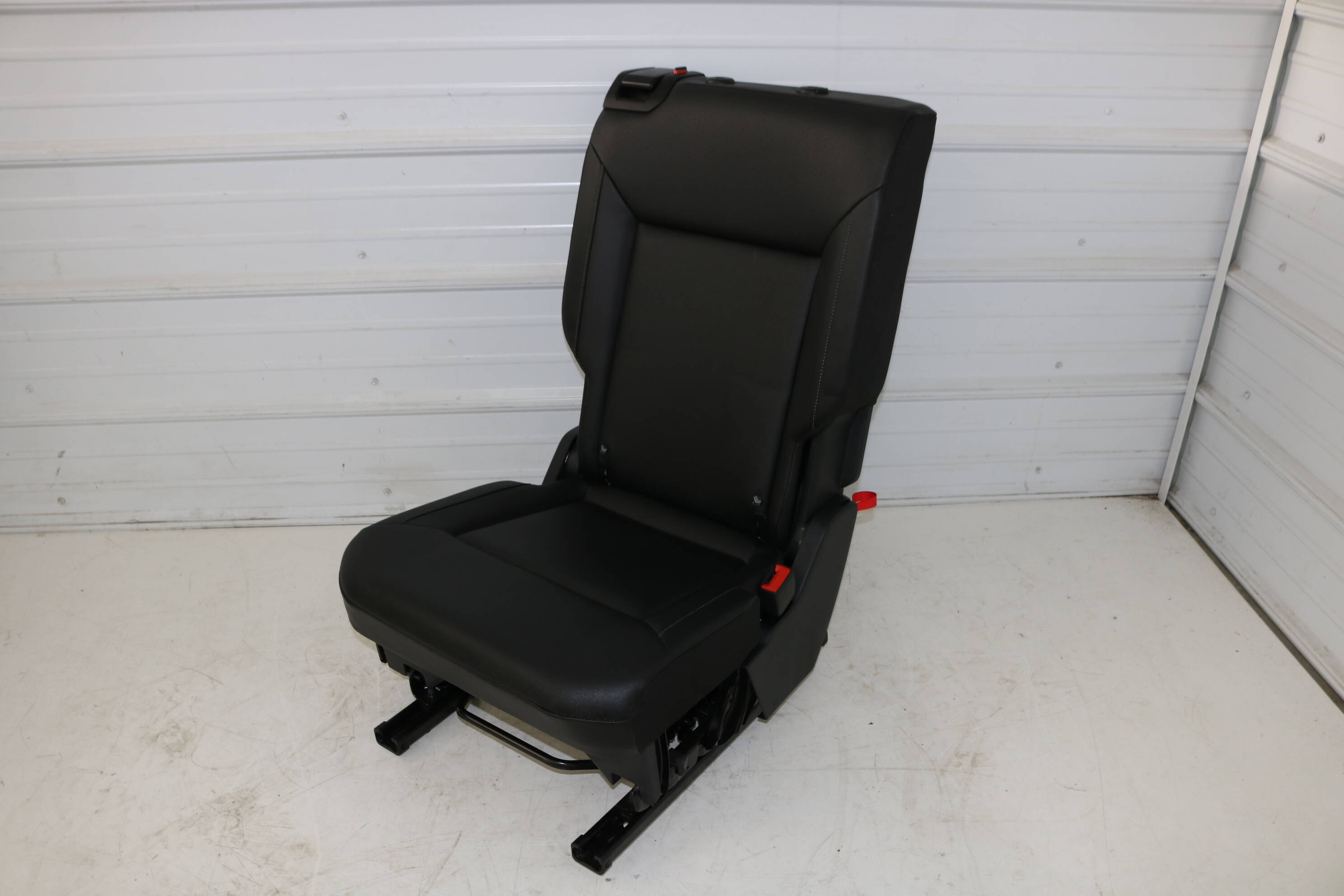 2ND ROW SEAT ASSEMBLY