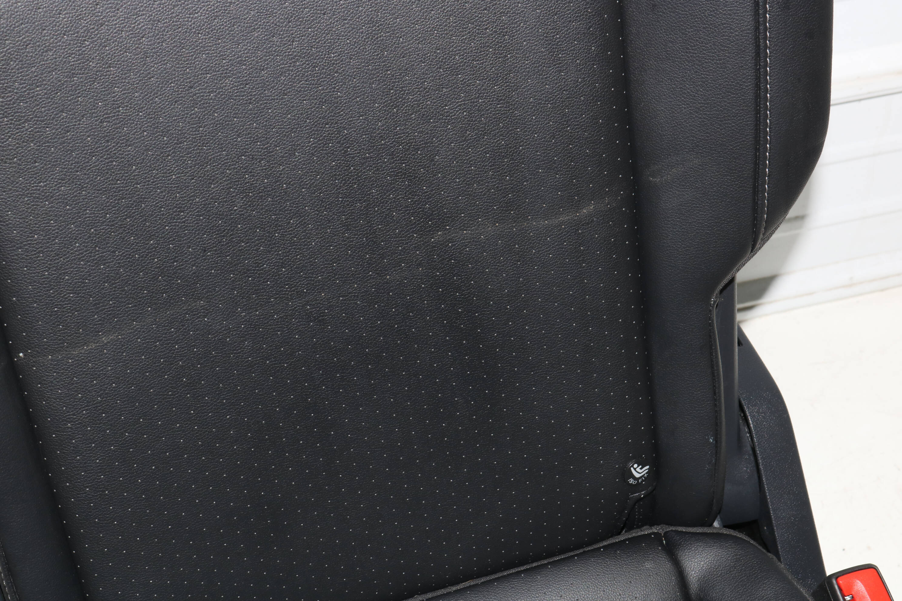 2ND ROW SEAT ASSEMBLY