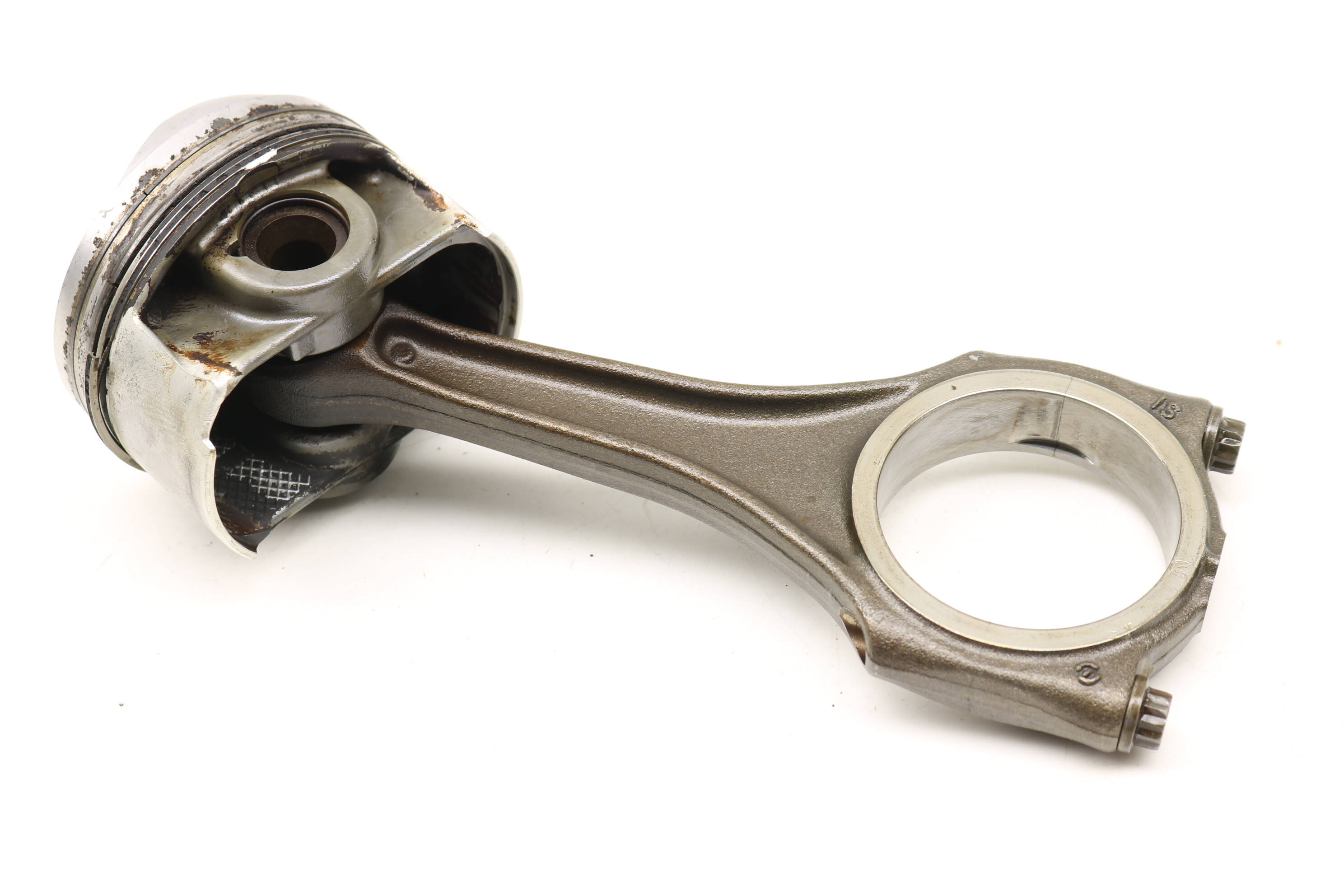 PISTON w/ CONNECTING ROD