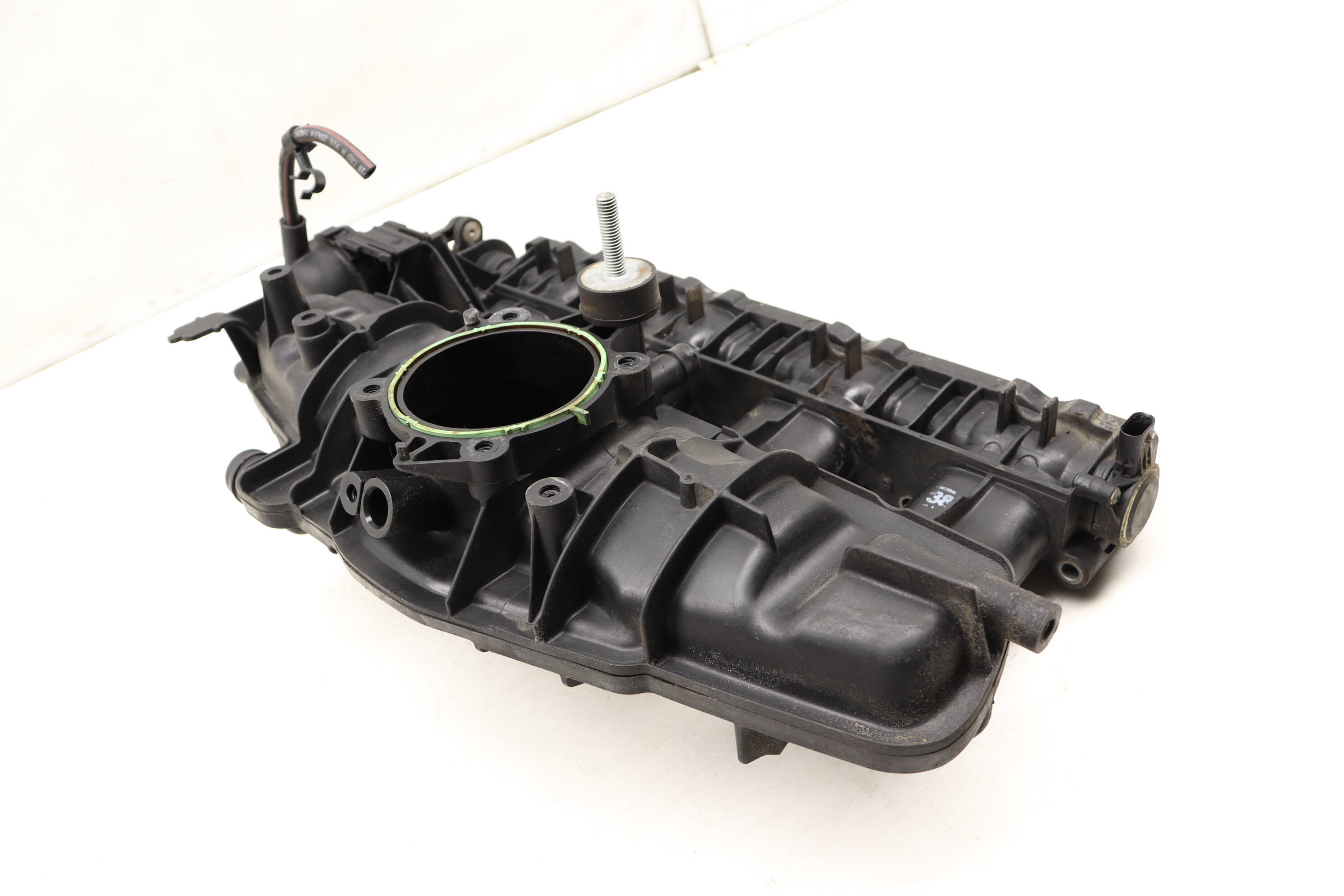 INTAKE MANIFOLD