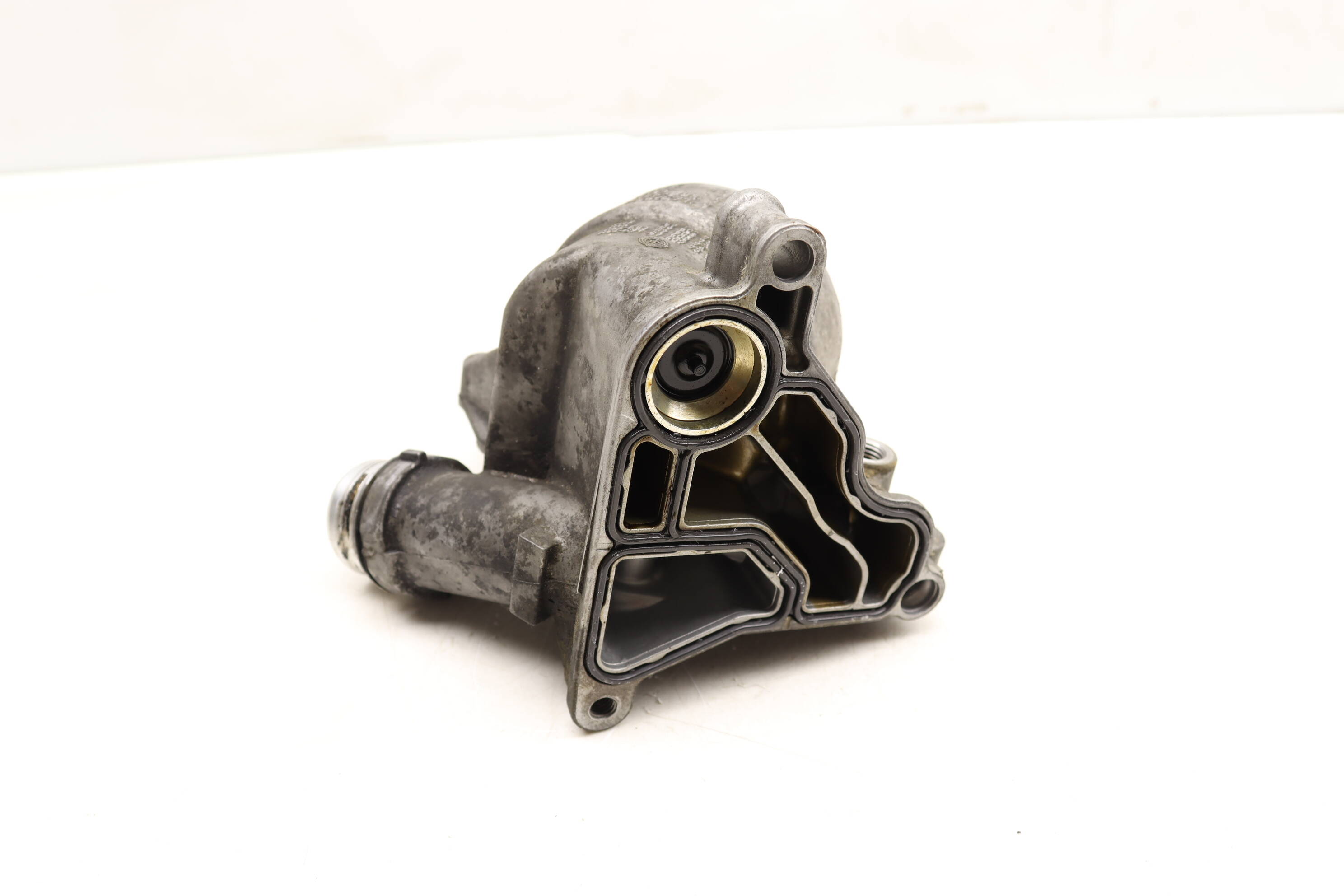 ENGINE OIL FILTER HOUSING