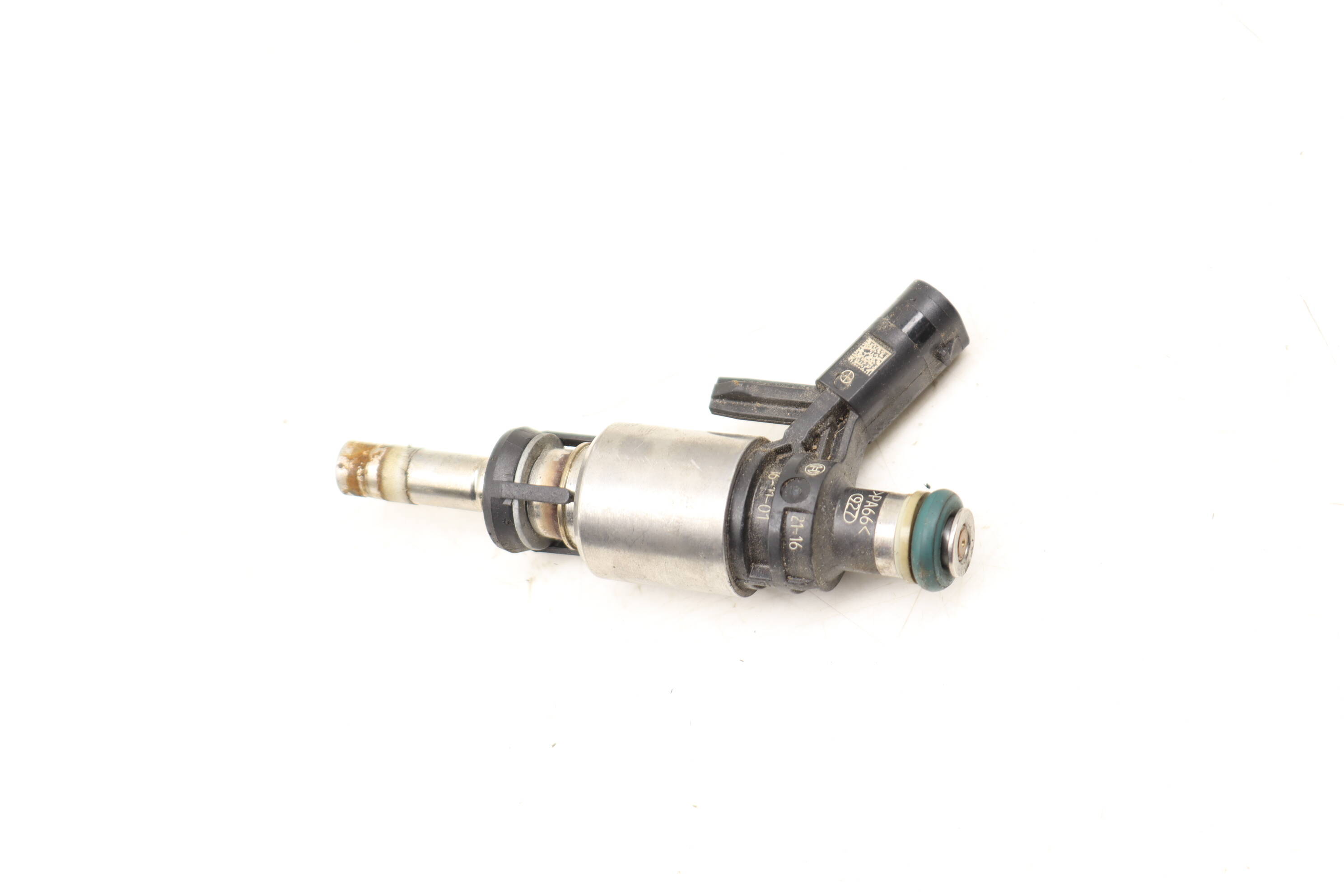 FUEL INJECTOR