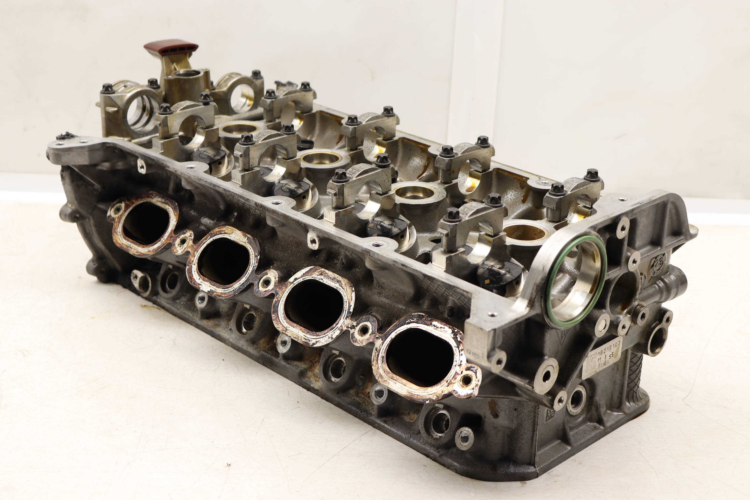 4.8L ENGINE CYLINDER HEAD