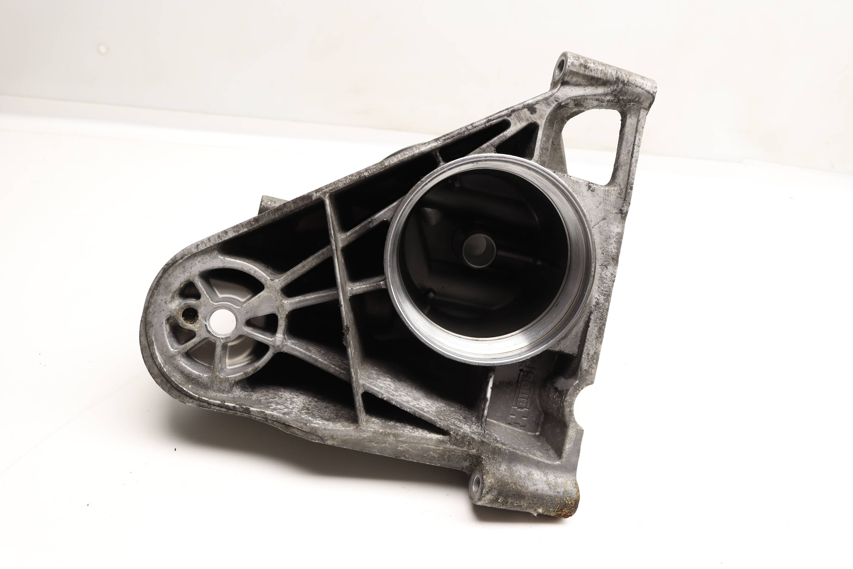 ENGINE OIL FILTER HOUSING