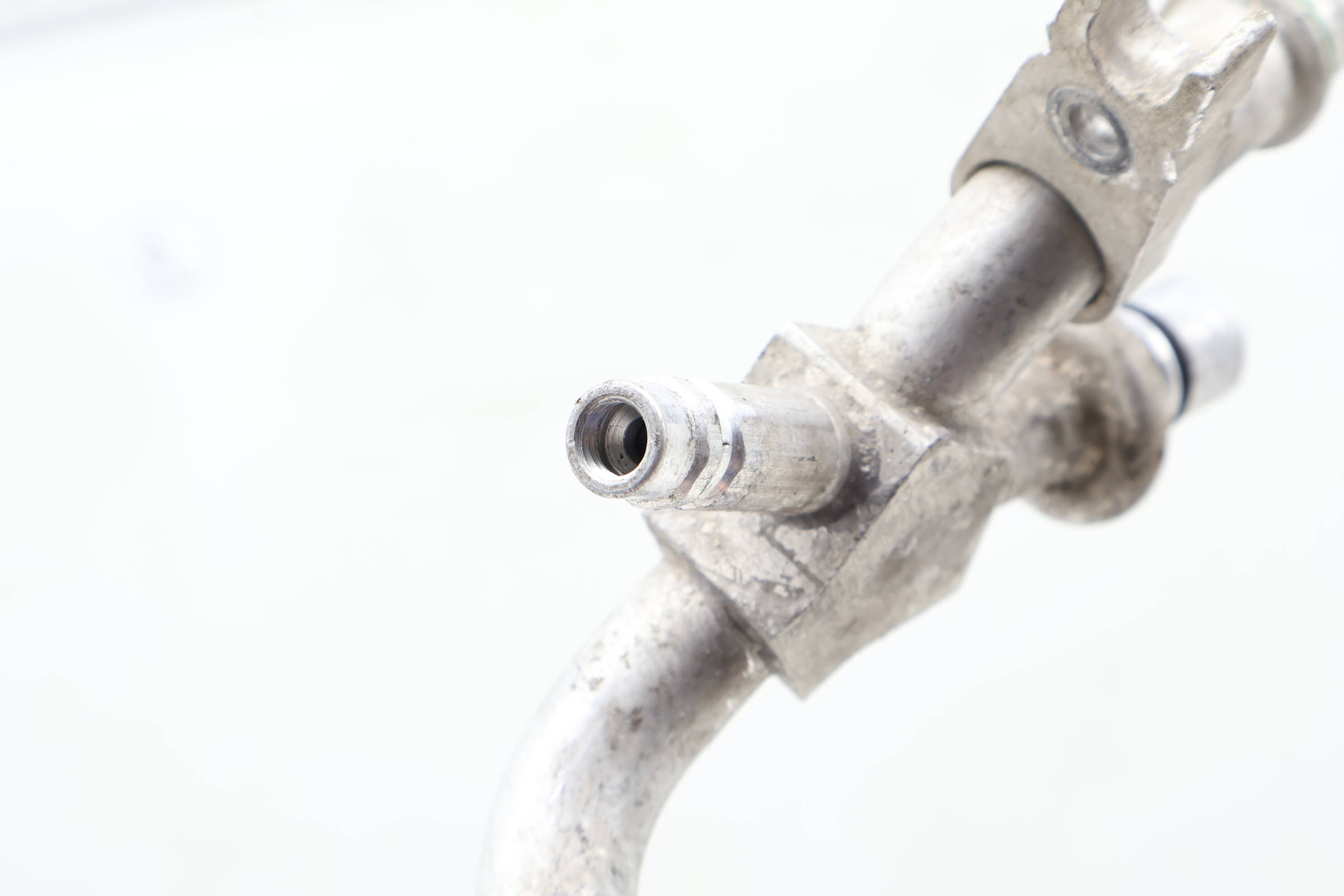 AC HOSE / LINE / PIPE