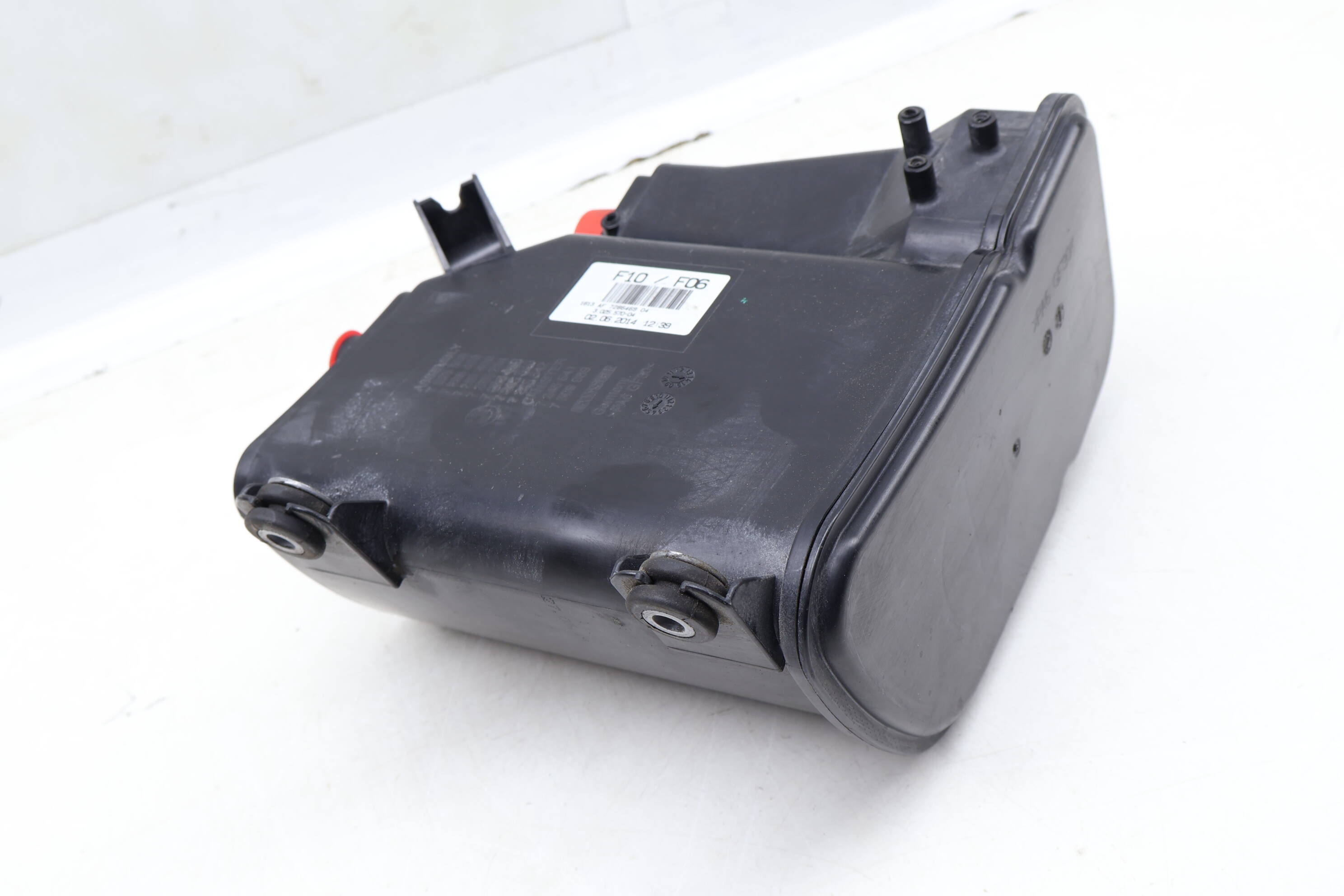 FUEL EVAP CHARCOAL CANISTER