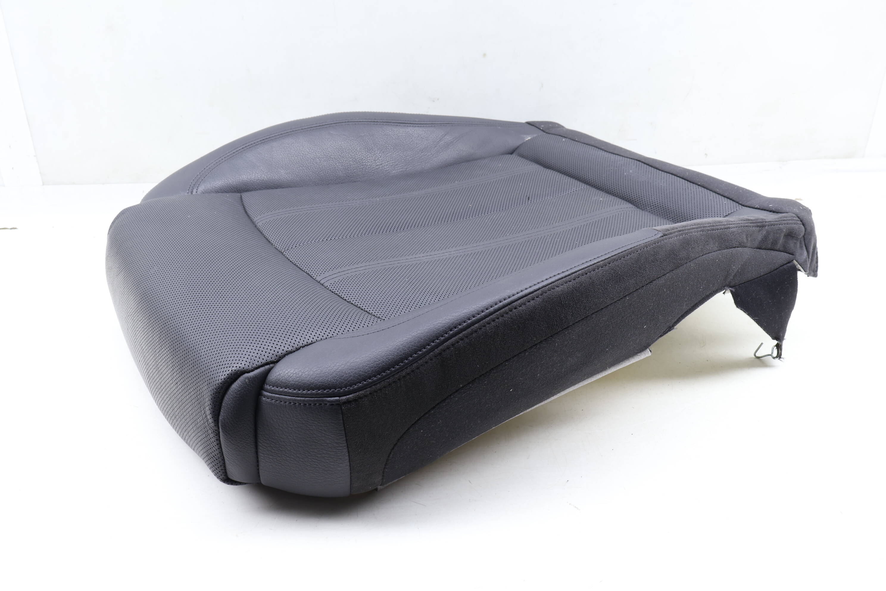 LOWER SEAT BOTTOM CUSHION