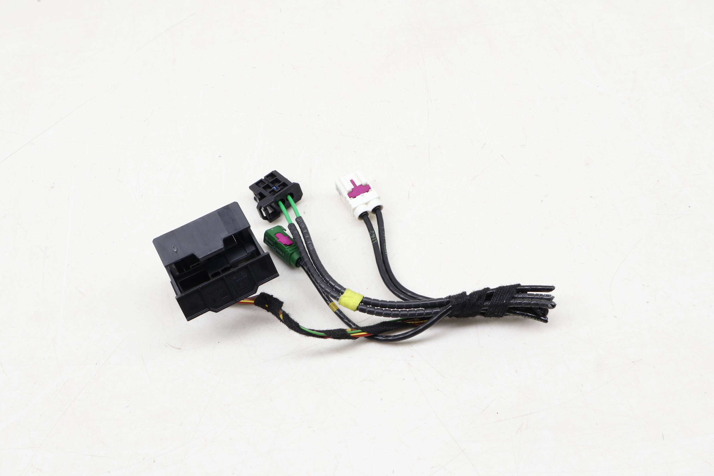 SATELLITE RADIO RECEIVER / TUNER WIRING CONNECTOR / PIGTAIL SET