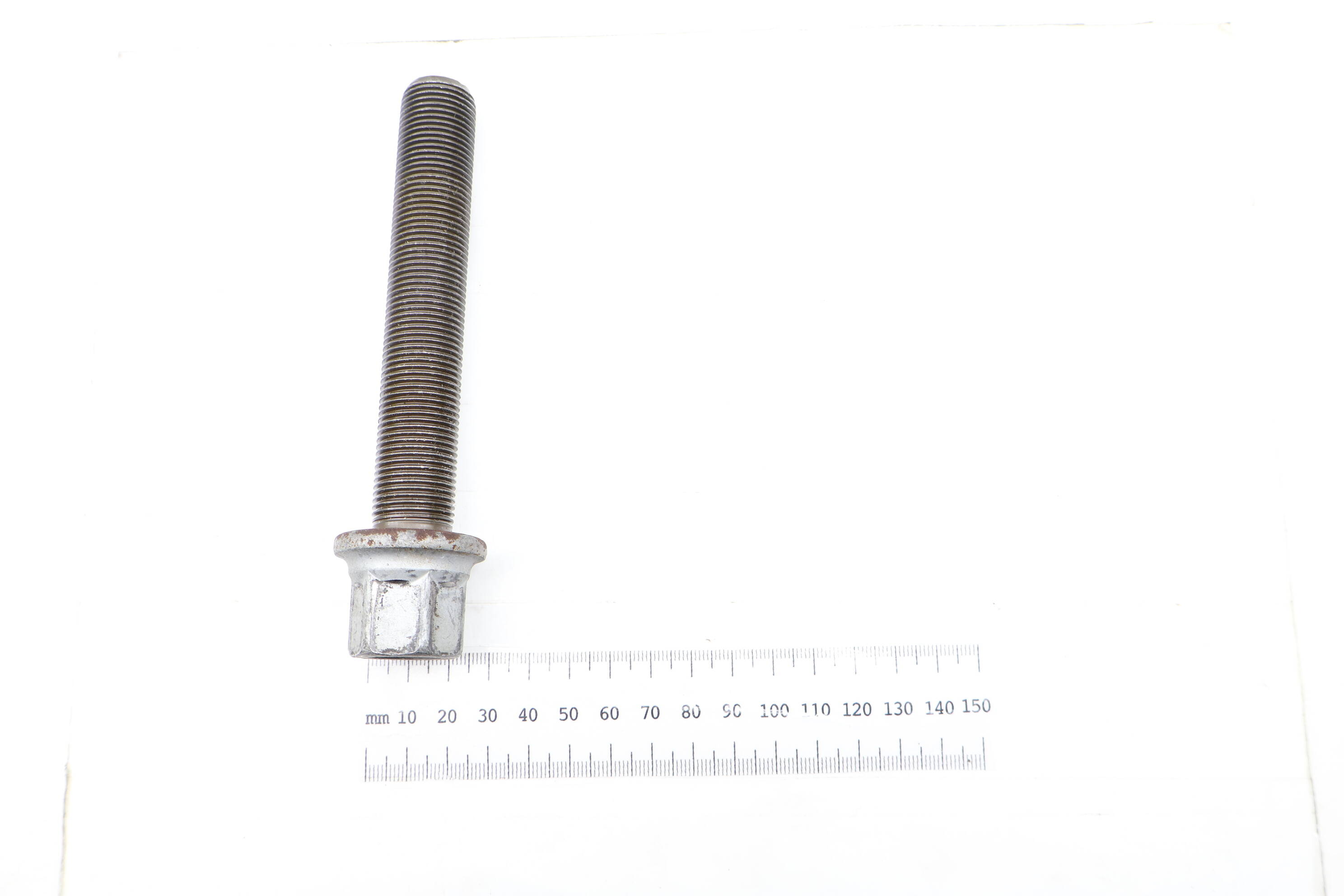 HARMONIC BALANCER / CRANKSHAFT PULLEY SCREW / BOLT