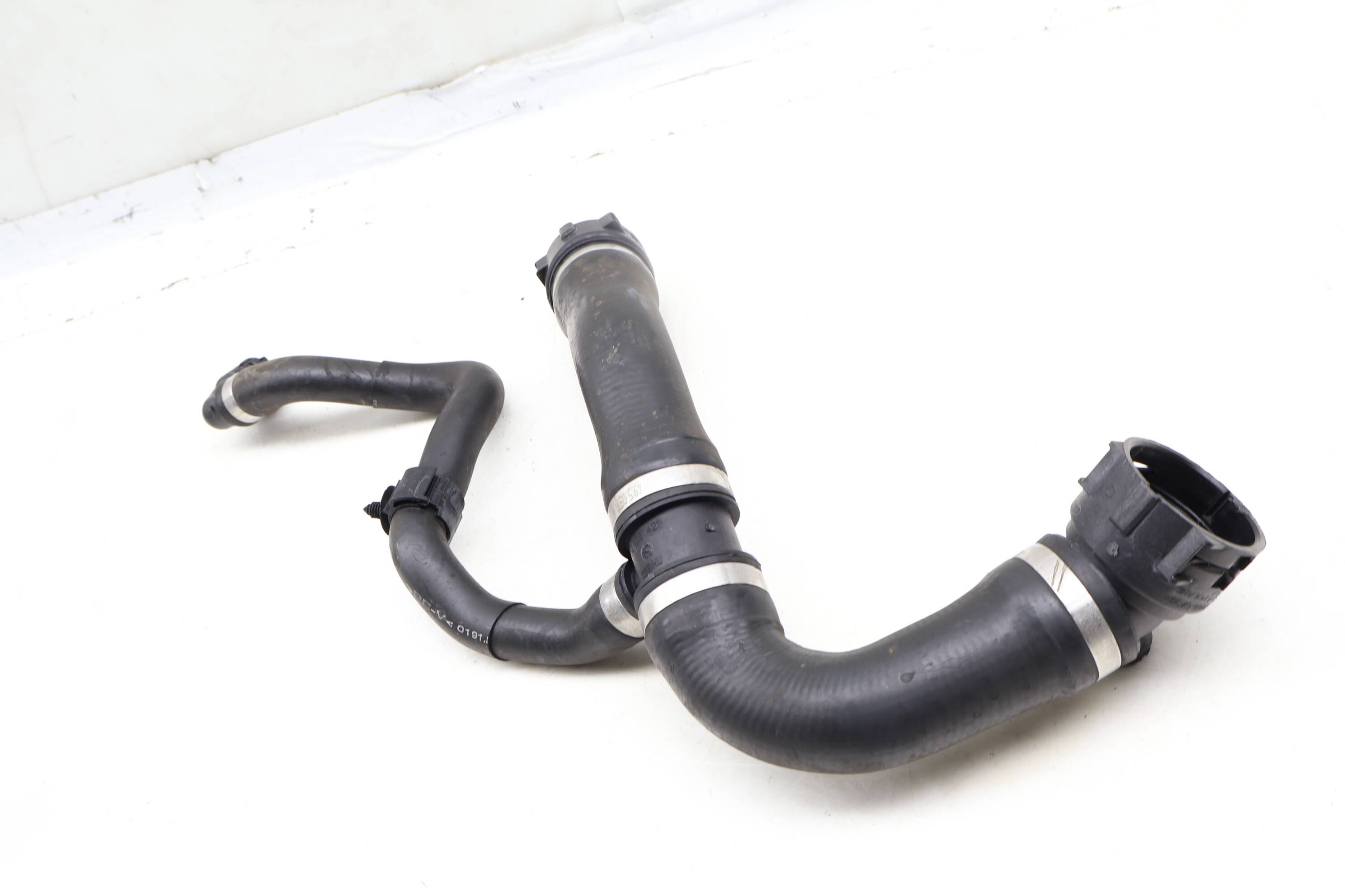RADIATOR COOLANT HOSE / LINE