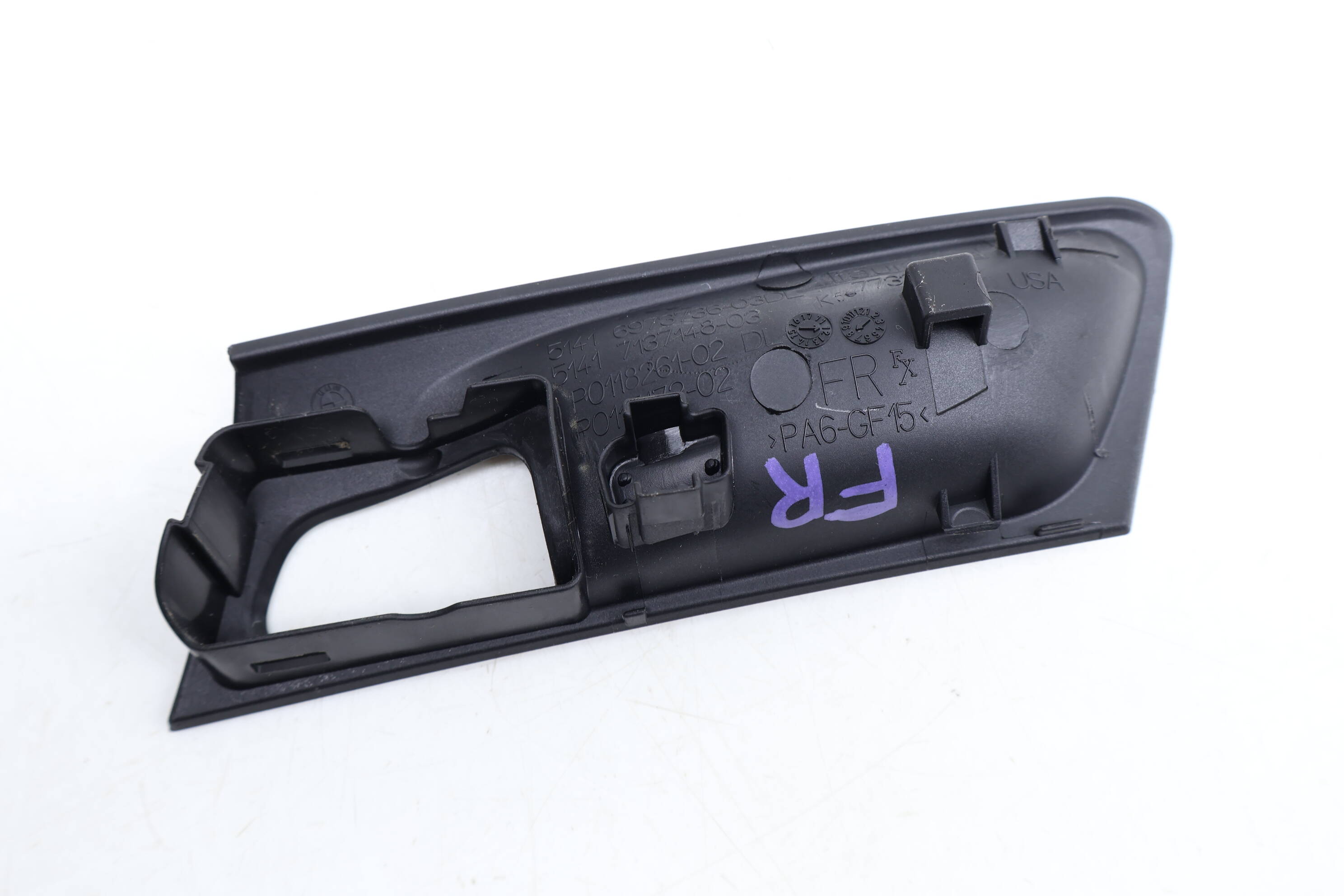 DOOR PANEL HANDLE TRIM / COVER