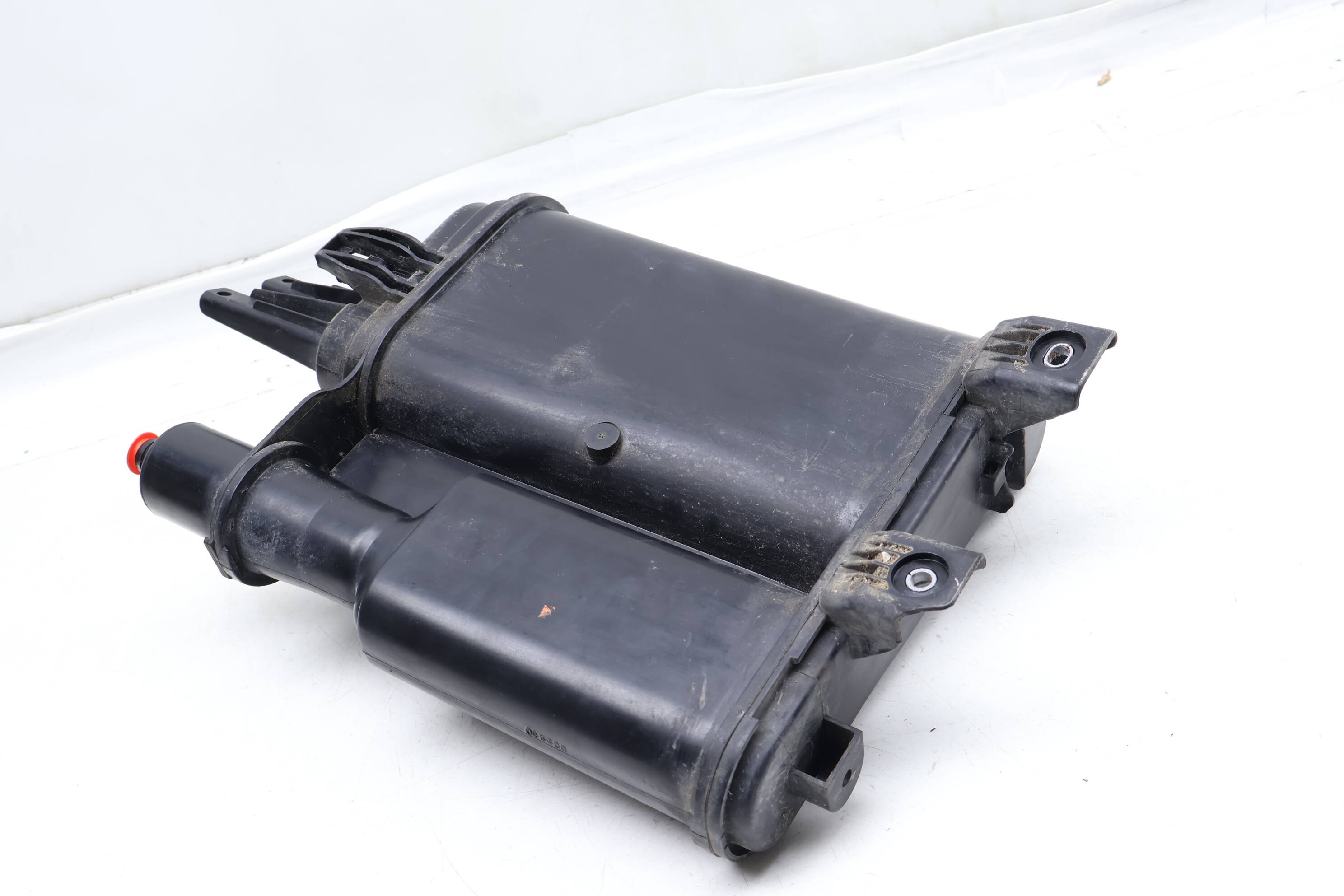 FUEL EVAP CHARCOAL CANISTER