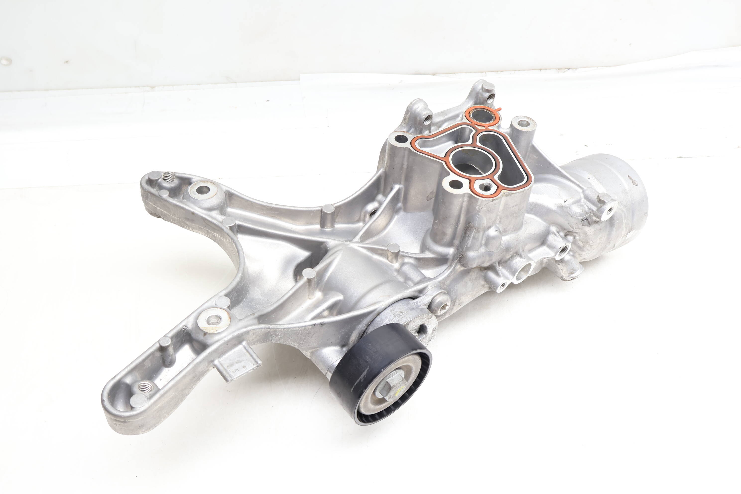 ALTERNATOR / AC COMPRESSOR BRACKET