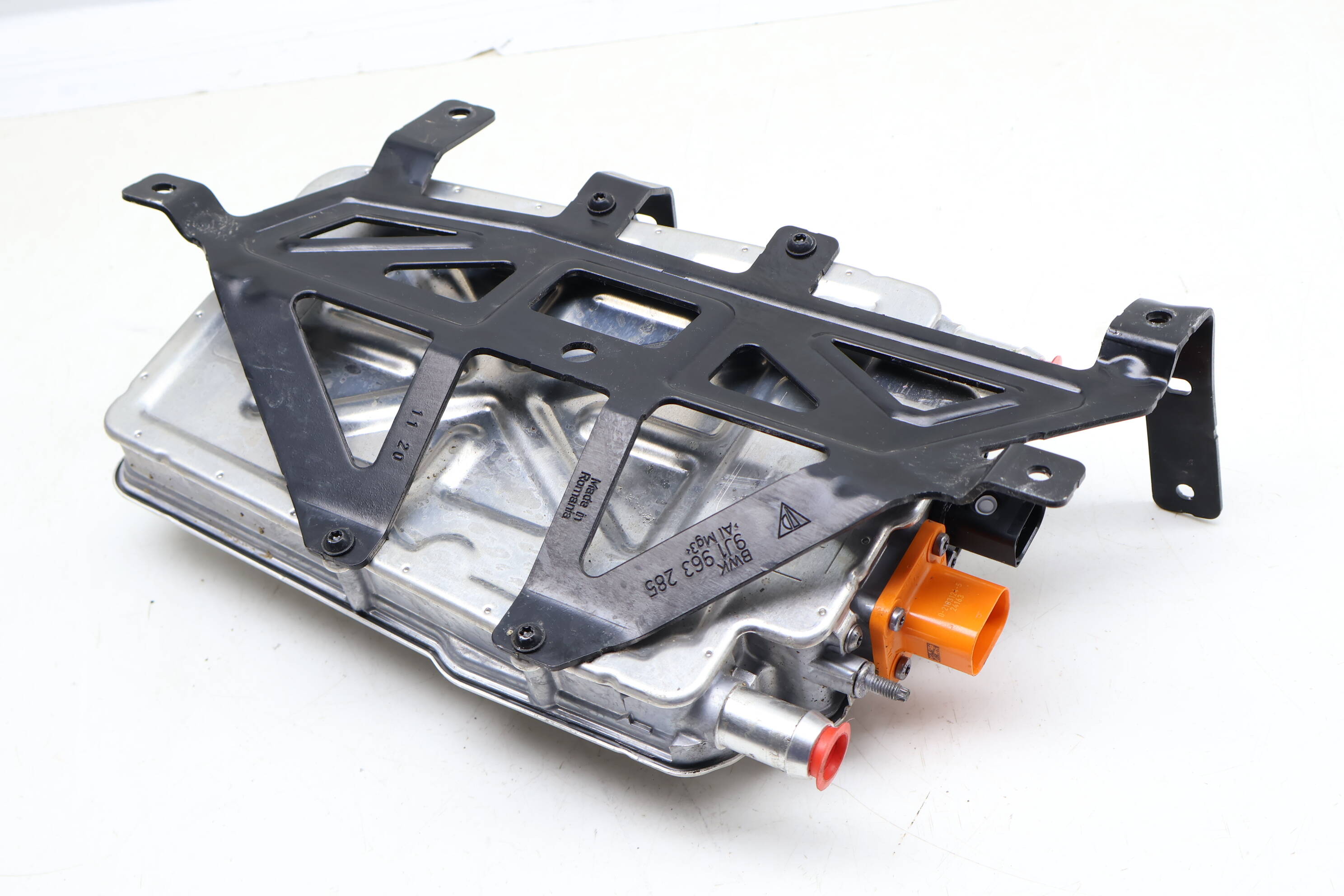 HIGH VOLTAGE BATTERY HEATER