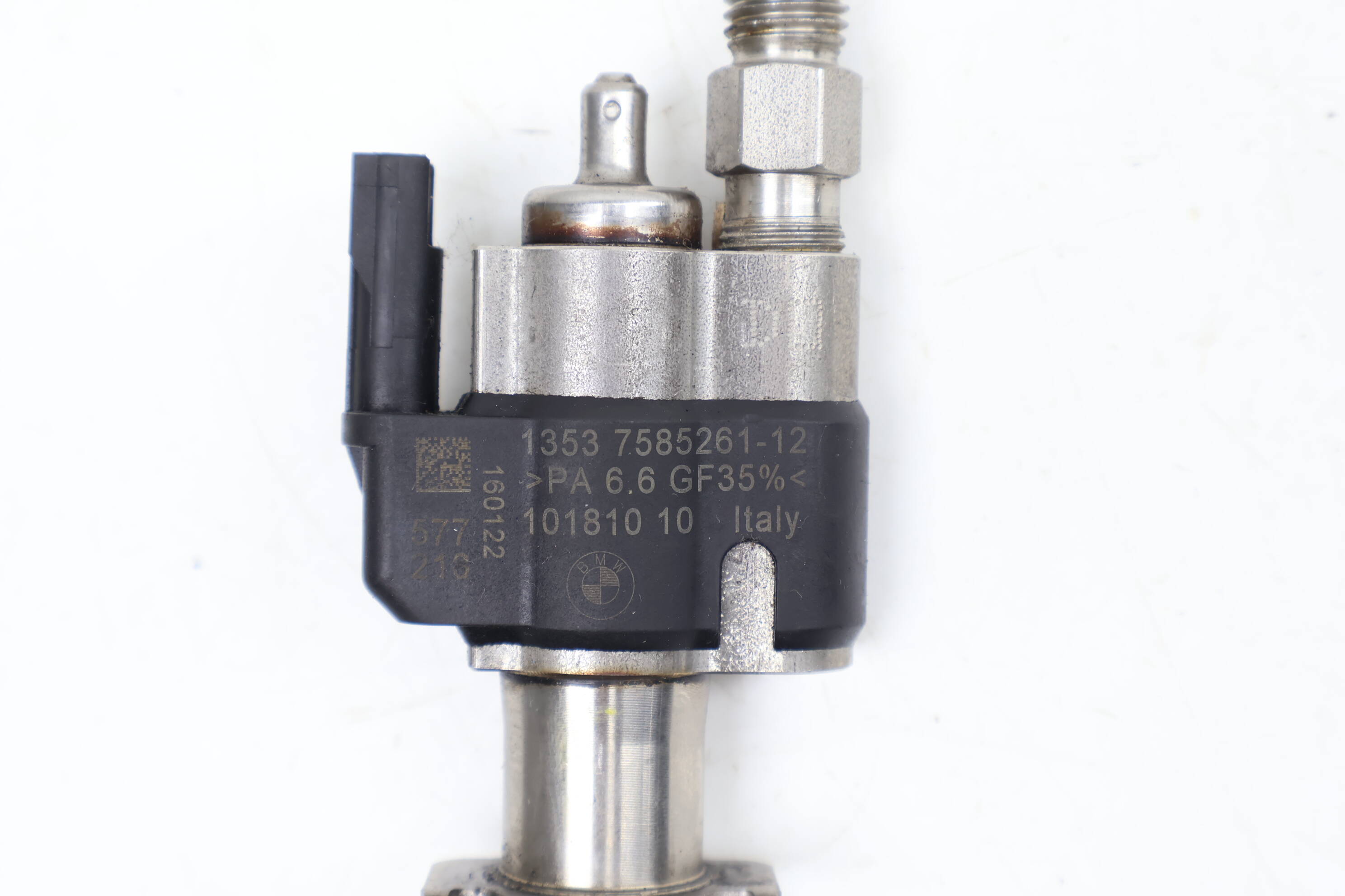 FUEL INJECTOR