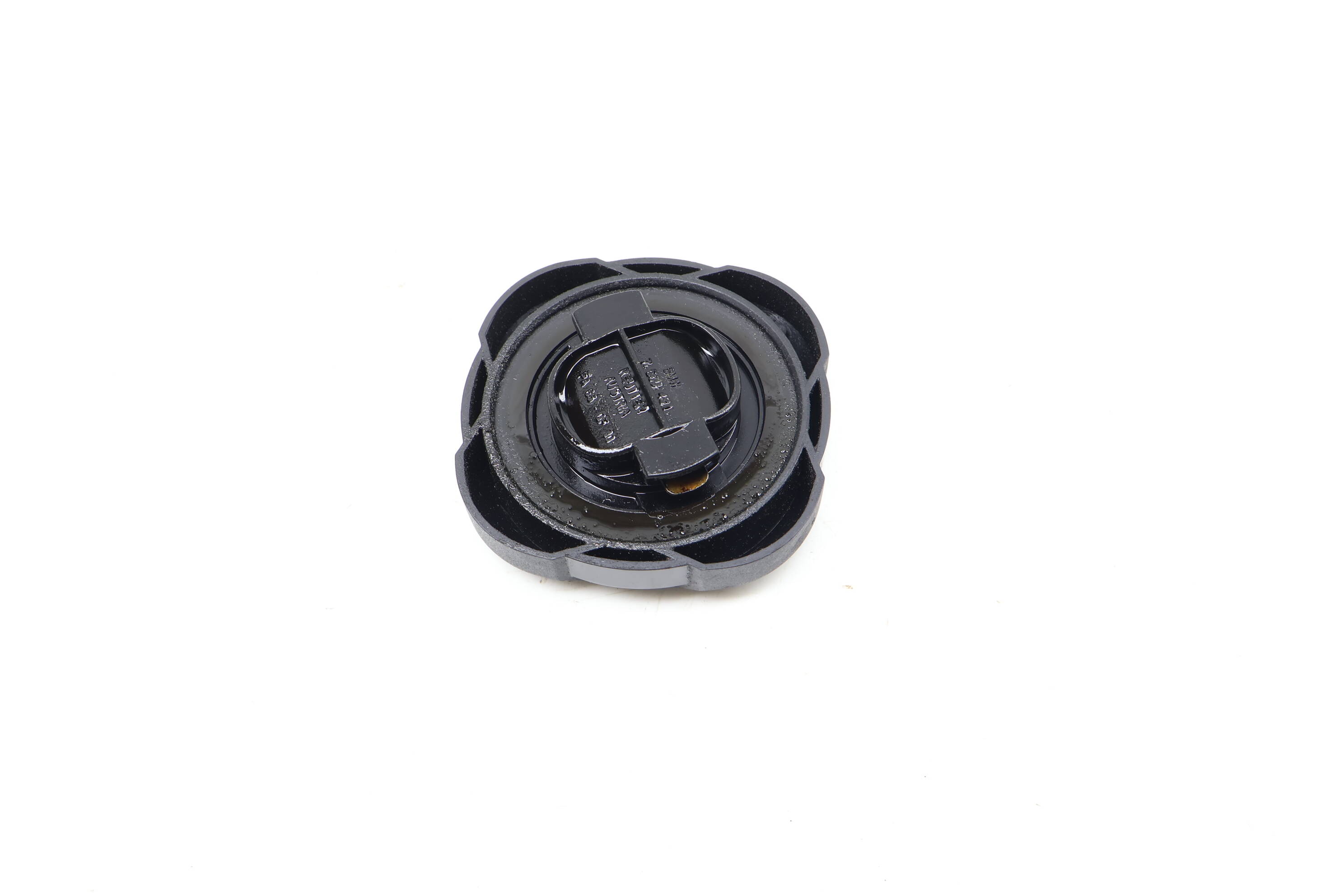 ENGINE OIL CAP