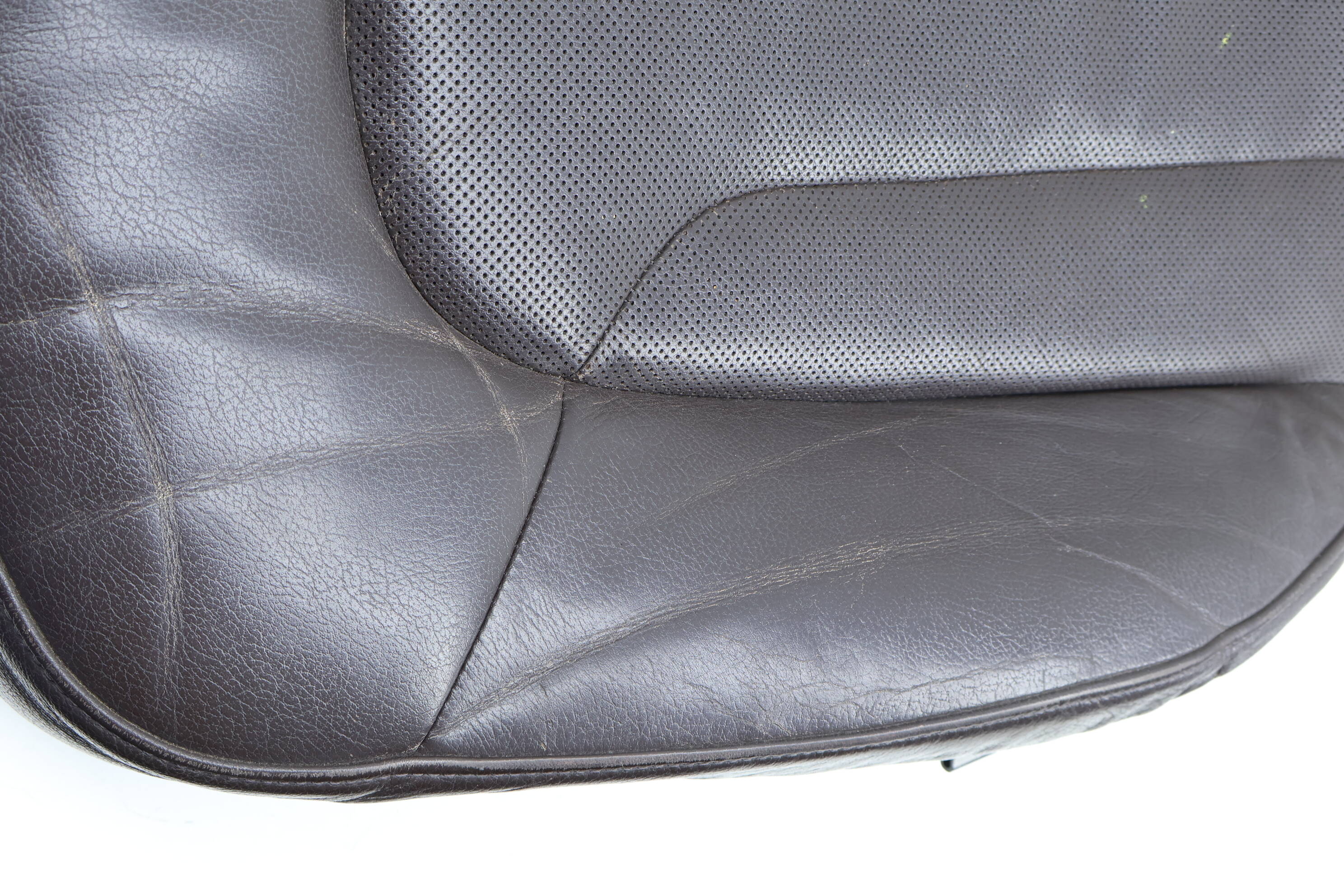 LOWER SEAT BOTTOM CUSHION