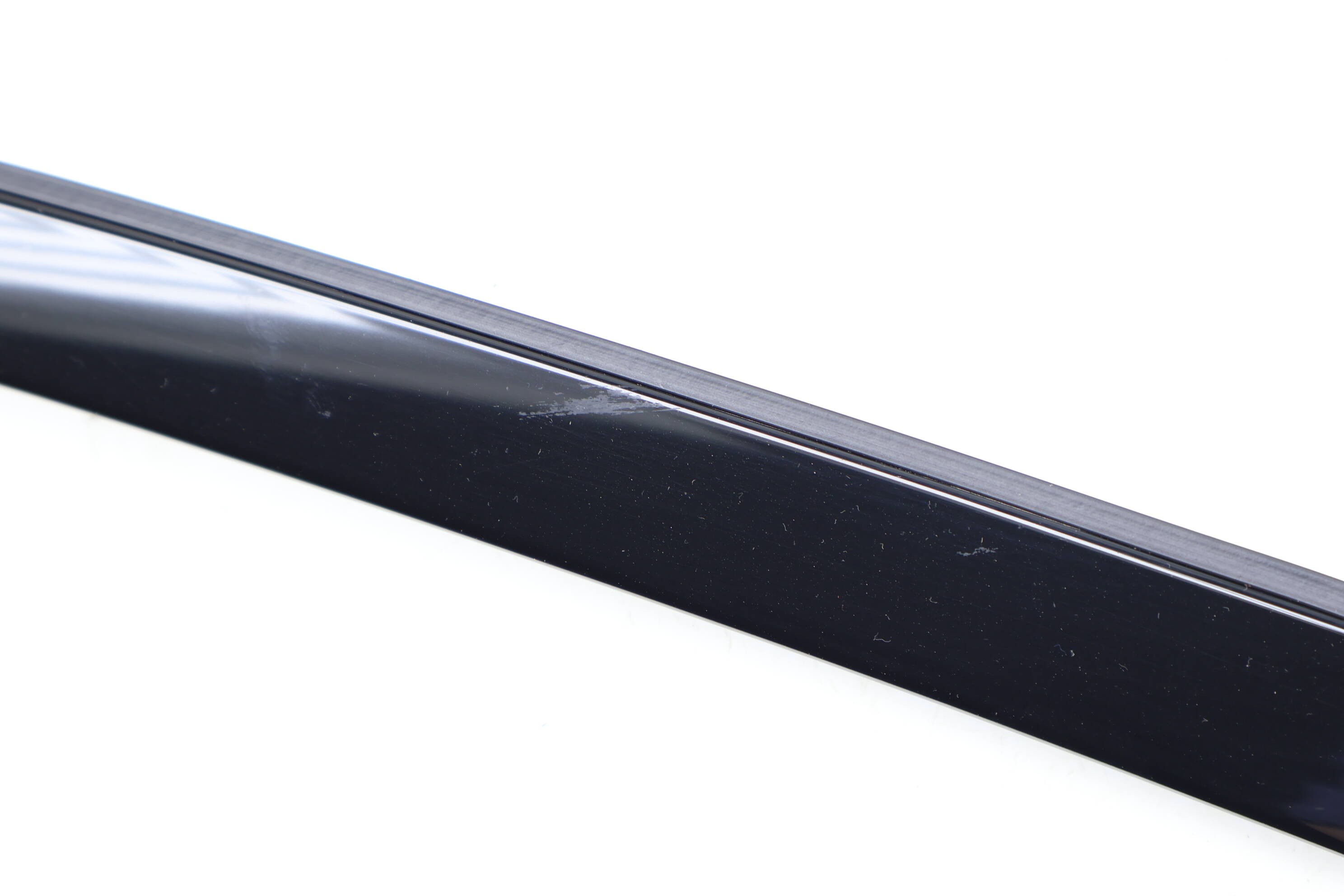 WINDSHIELD SIDE TRIM / WATER DEFLECTOR