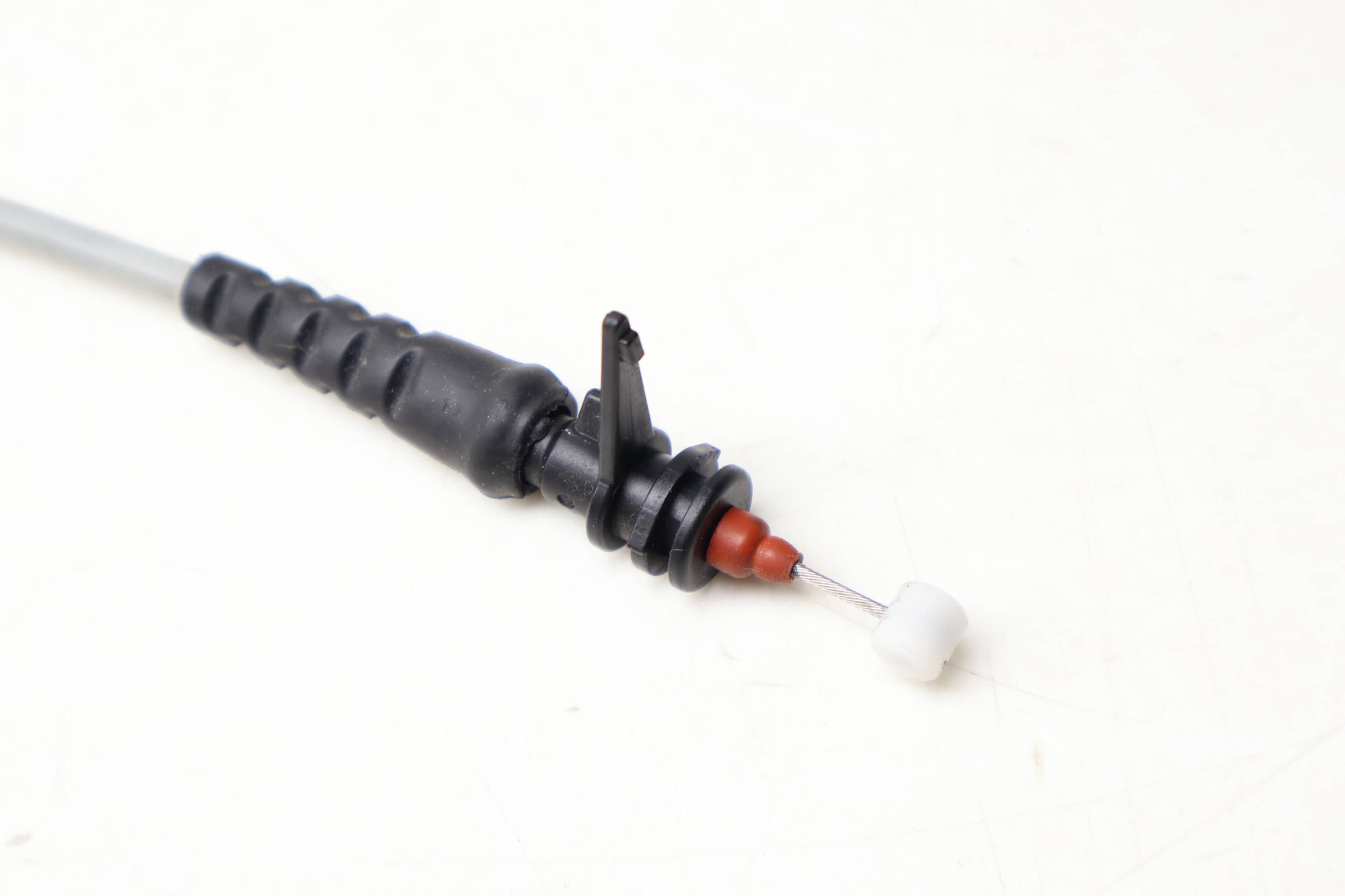 EXTERIOR DOOR HANDLE RELEASE / BOWDEN CABLE