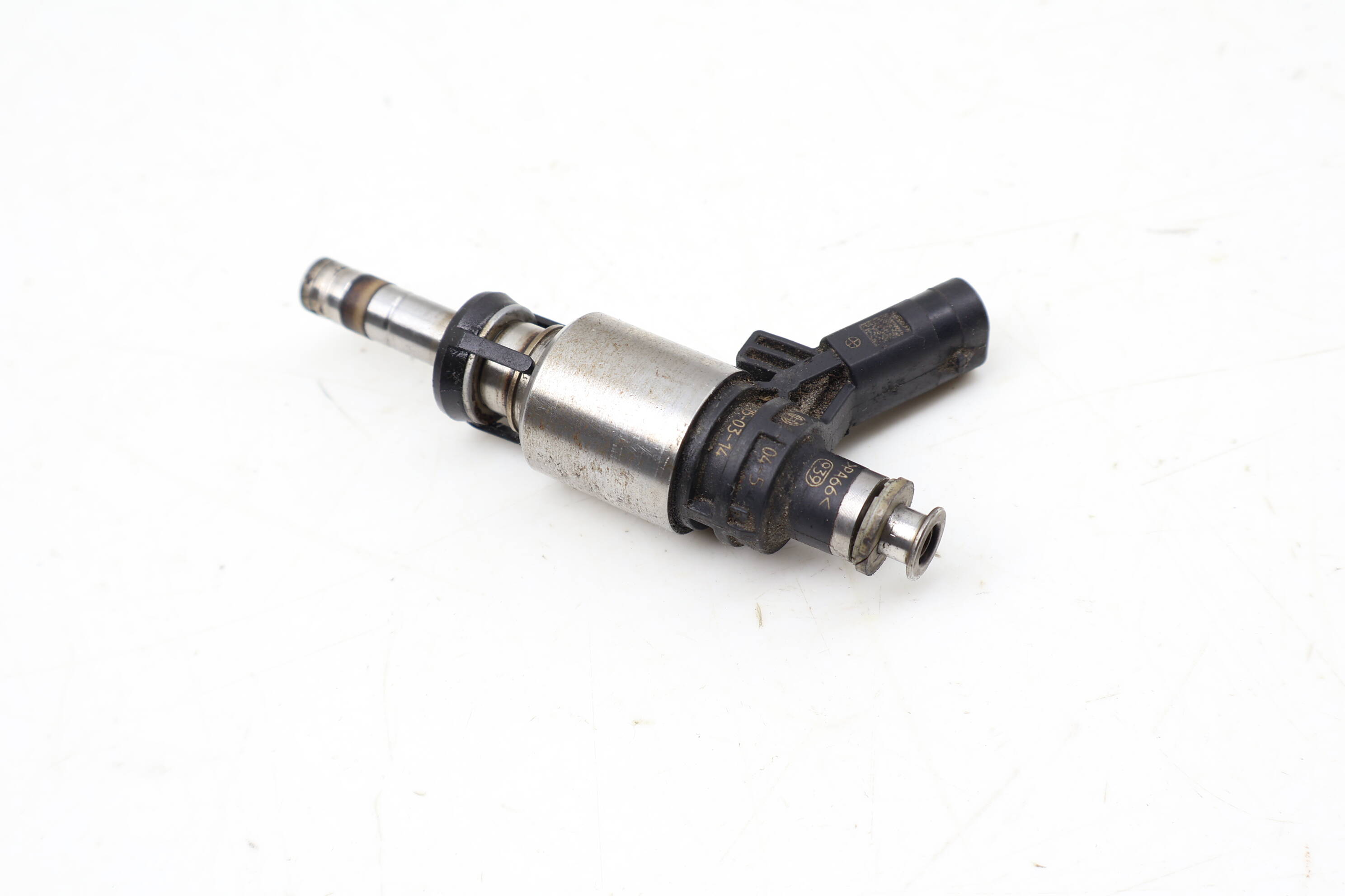 FUEL INJECTOR