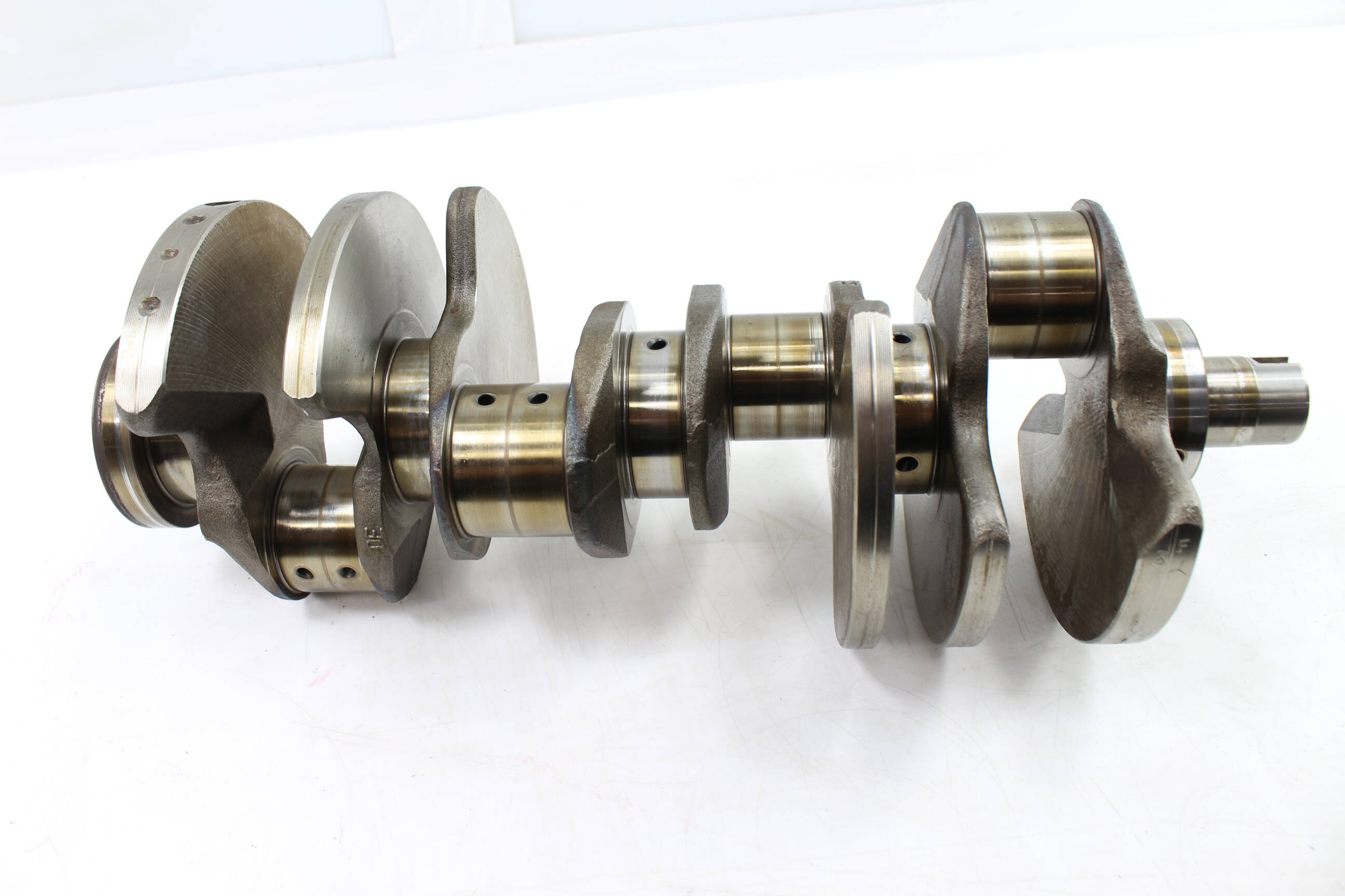CRANKSHAFT / CRANK SHAFT
