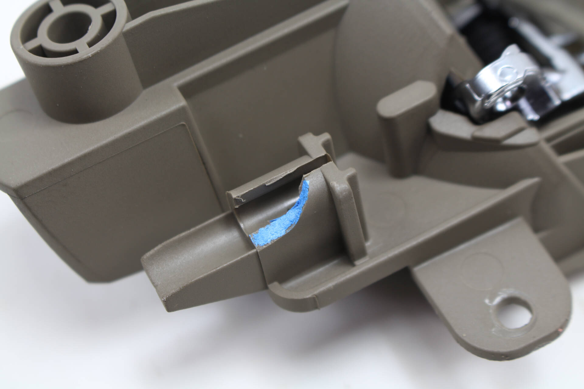 INTERIOR DOOR HANDLE