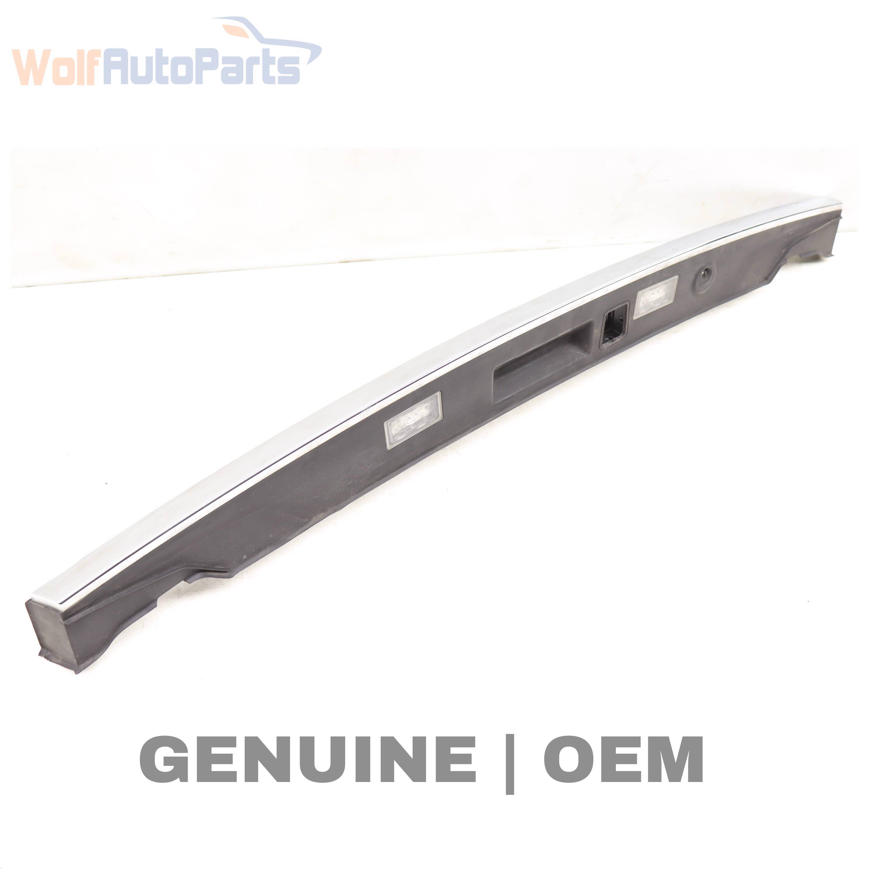 Wolf LID MOLDING / GRIP TRIM