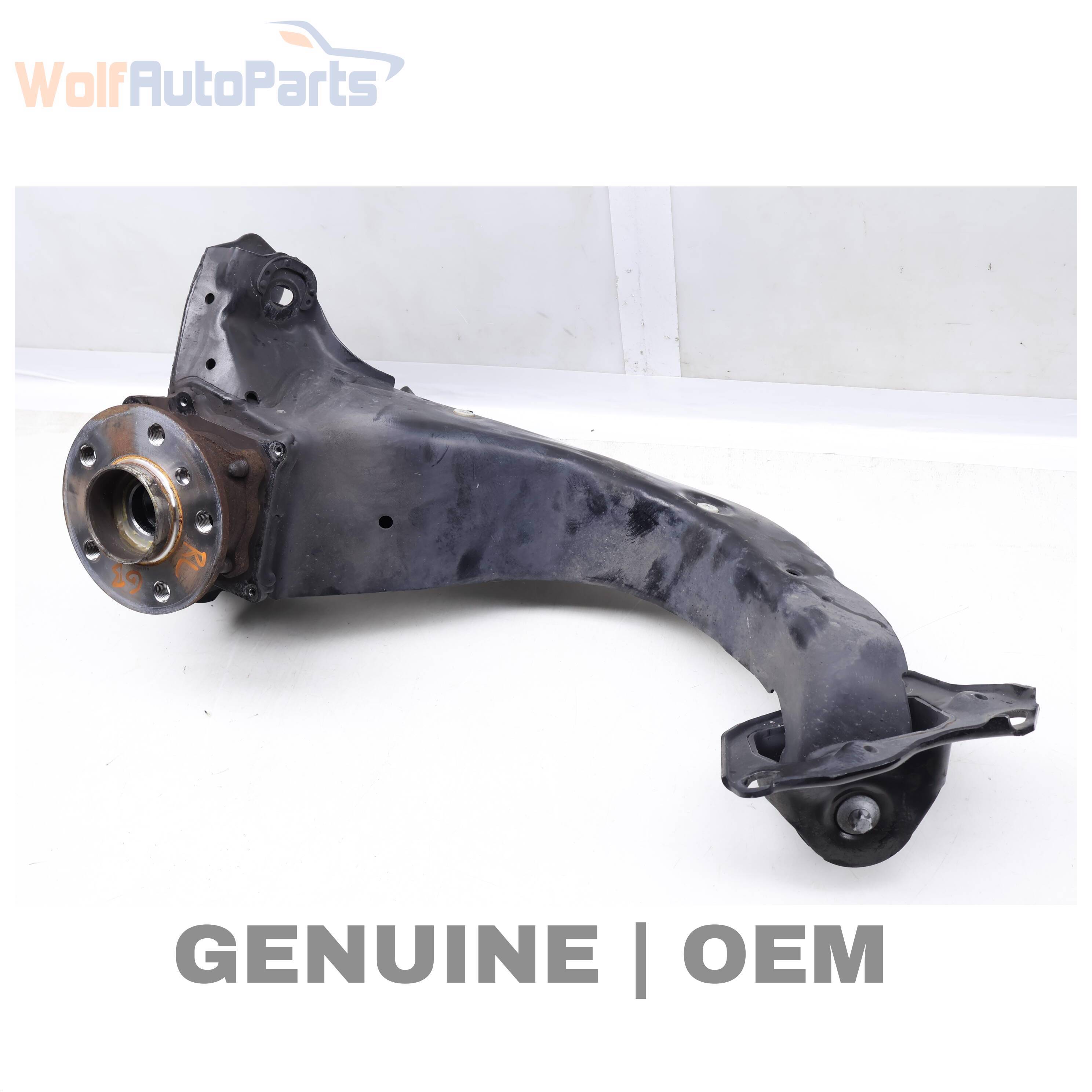 SPINDLE KNUCKLE w/ WHEEL BEARING