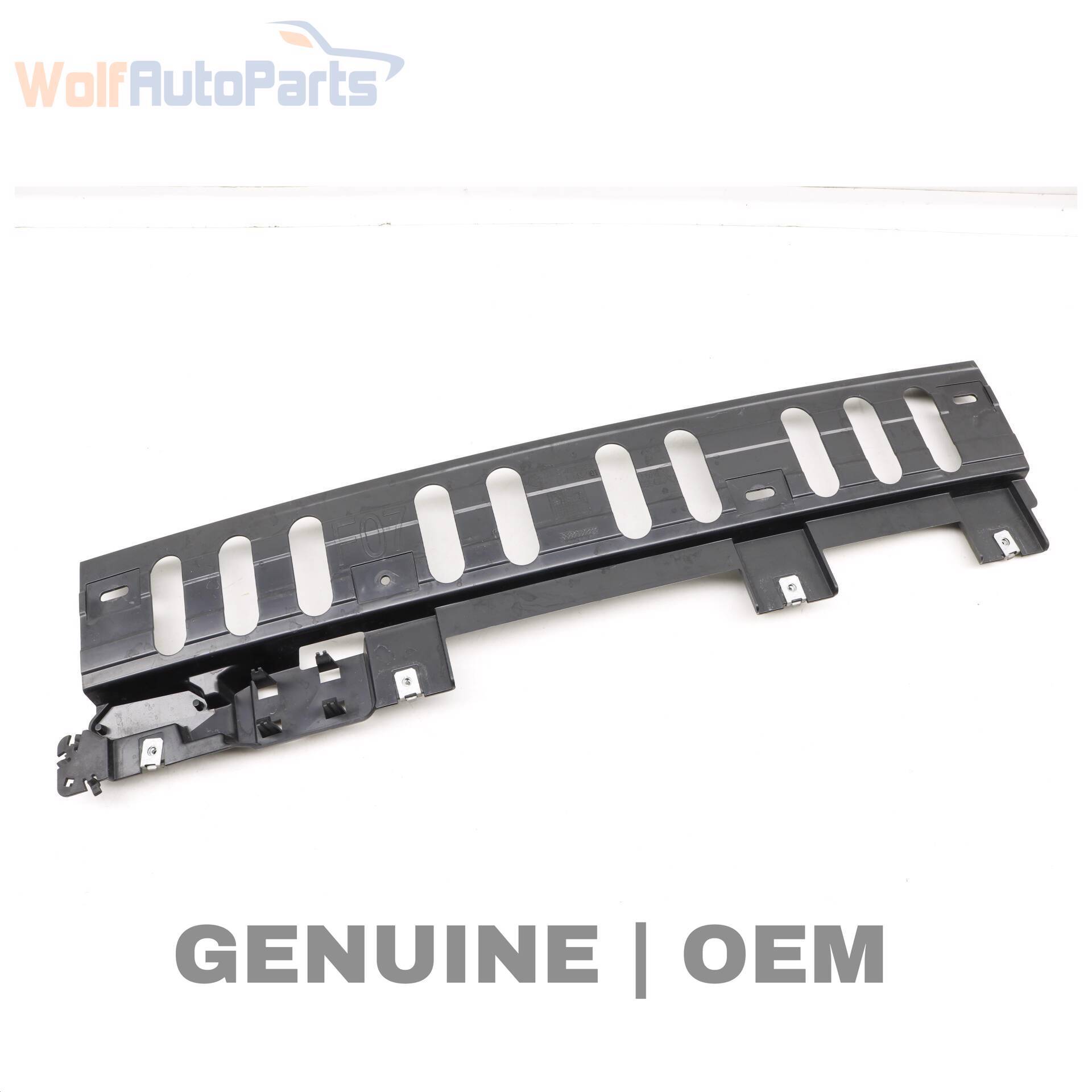 Wolf MOUNT BRACKET (CENTER)