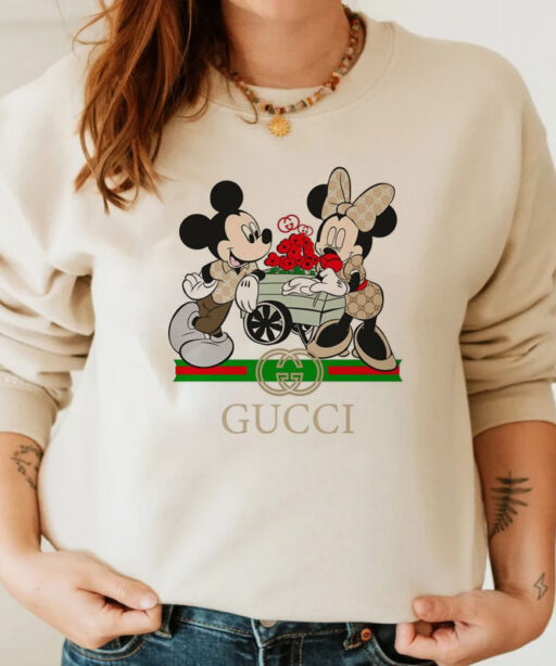 Gucci T-Shirt: The Epitome of Luxury and Style