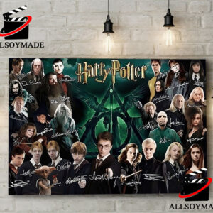 Signature All Characters Harry Potter Hogwarts Poster, Harry Potter Poster  Art, Cool Harry Potter Merch - Allsoymade