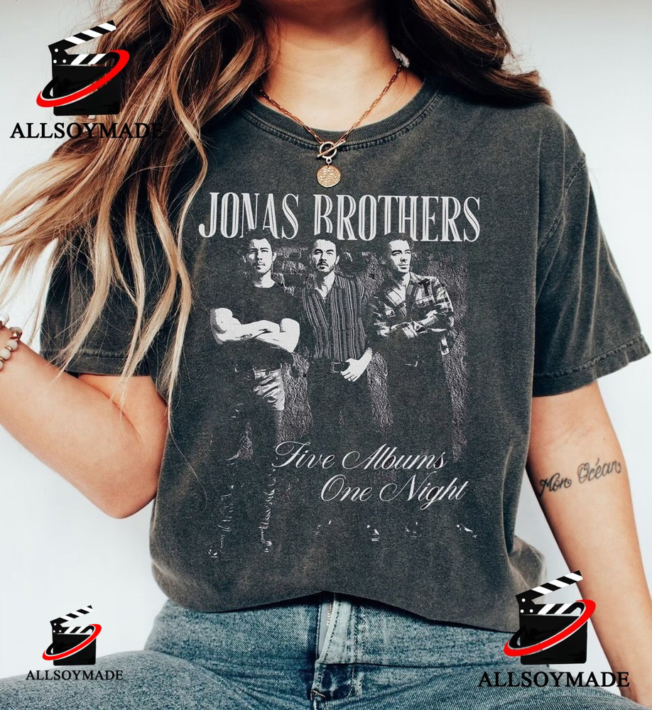 Jonas Brothers Tour Yankee Stadium Shirt 5 Albums 1 Night 