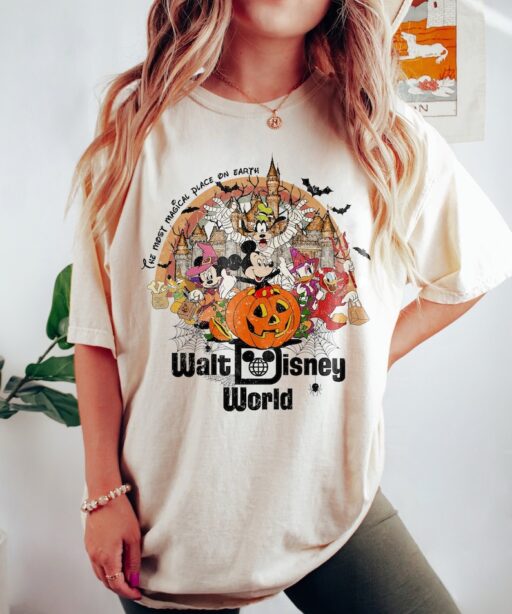 Vintage Walt Disney World Halloween Shirt