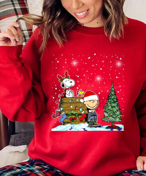 Vintage Peanuts Charlie Brown & Friends Christmas Shirt