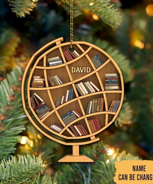 Personalized Lover Bookworm With Nam Wooden Ornament