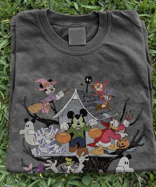 All Character Nightmare Halloween, Trick Or Treat Shirt, Mickey Halloween Shirt, Disney Not So Scary, Spooky Season, Mickey Minnie pumpkins