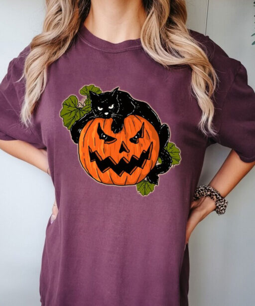 Comfort Colors® Black Cat On Pumpkin shirt, Shirt For Fall, Black Cat T-shirt, Halloween Black Cat Design, Fall Shirt, Iprintasty Halloween