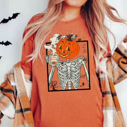 Comfort Colors® Skeleton Pumpkin Shirt, Halloween Coffee T-Shirt, Womens Fall Fashion shirt, HALLOWEEN Coffee t-shirt, iprintasty halloween