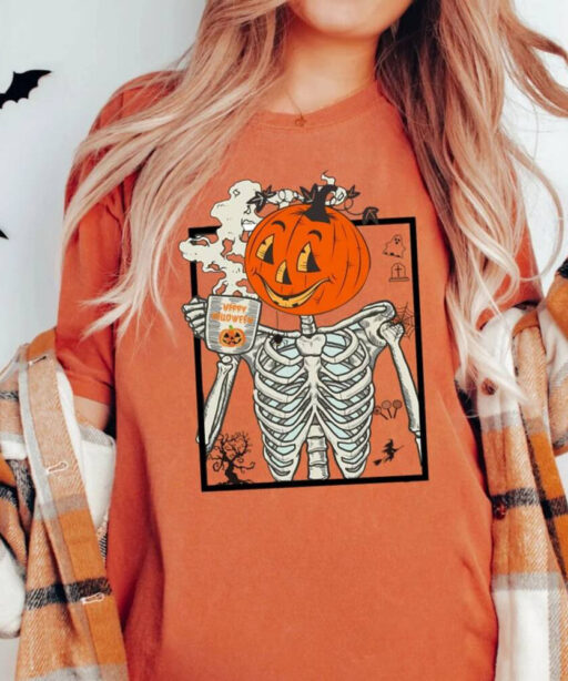 Comfort Colors® Skeleton Pumpkin Shirt, Halloween Coffee T-Shirt, Womens Fall Fashion shirt, HALLOWEEN Coffee t-shirt, iprintasty halloween