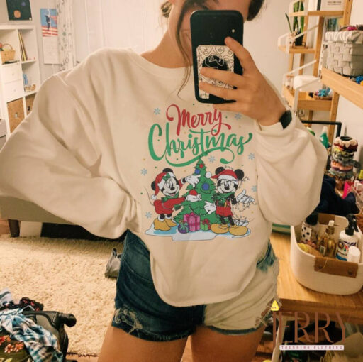 Disney Mickey and minnie christmas shirt, mickey and friends, christmas trees disney, Christmas Very Merry, disneyland christmas,disney xmas